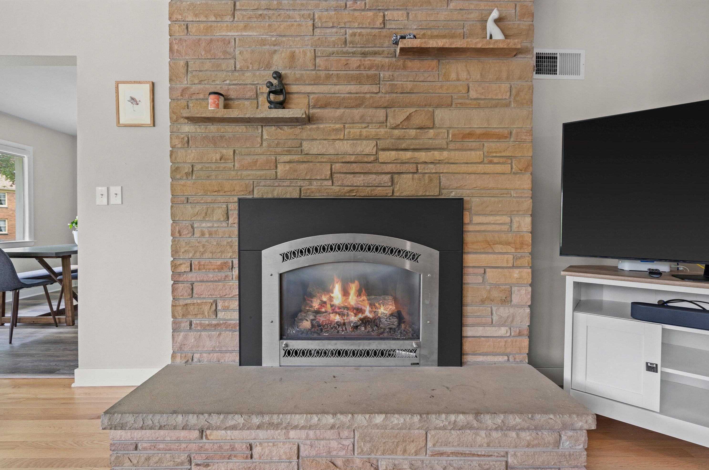 7829 Mount Vernon Ave, Milwaukee WI  53213-3449 exterior