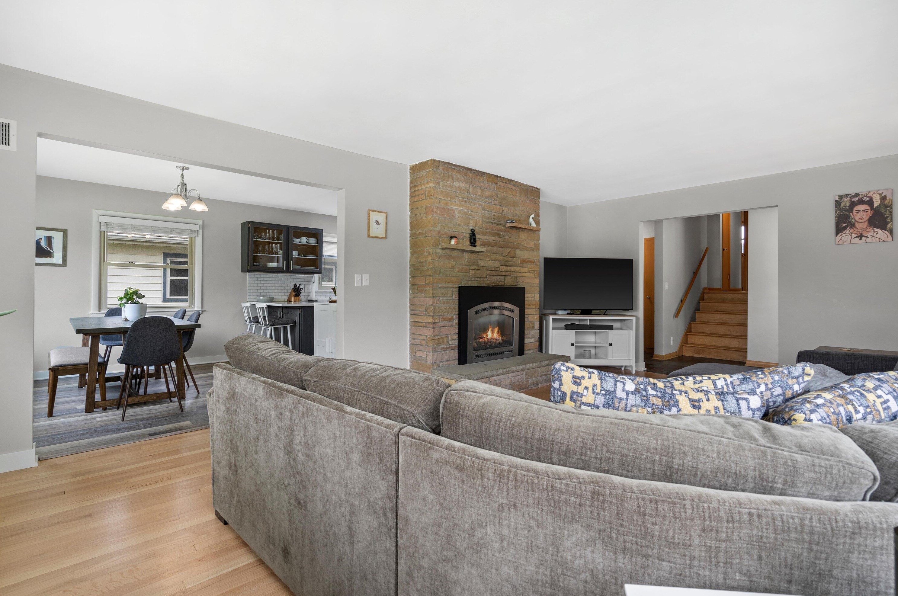 7829 Mount Vernon Ave, Milwaukee WI  53213-3449 exterior