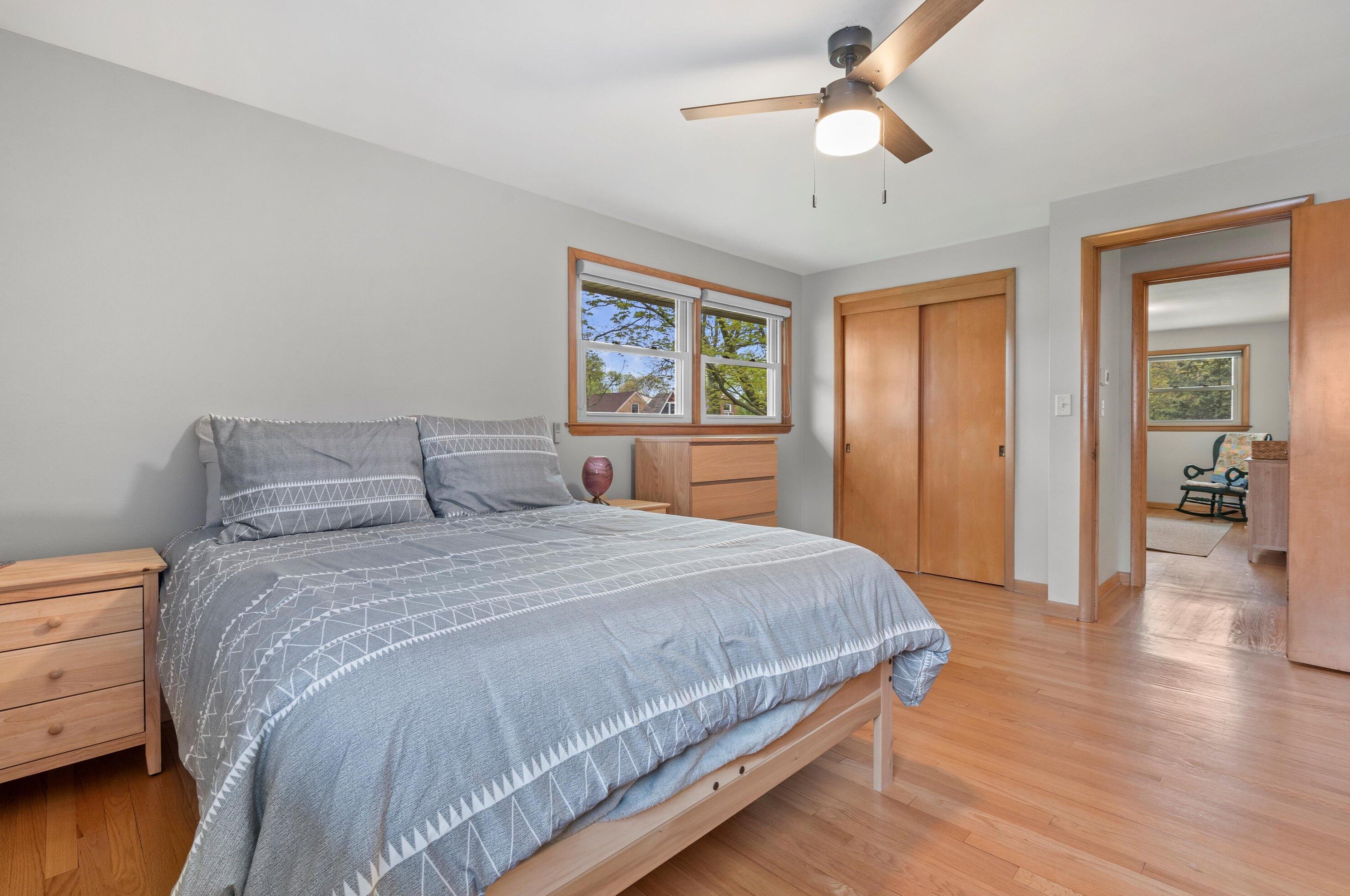 7829 Mount Vernon Ave, Milwaukee WI  53213-3449 exterior