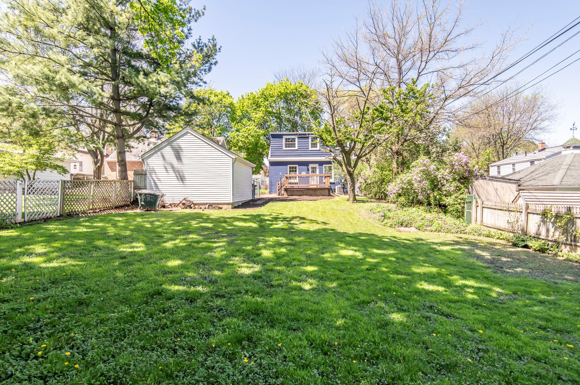 616 112, Milwaukee WI 53226-3700 exterior