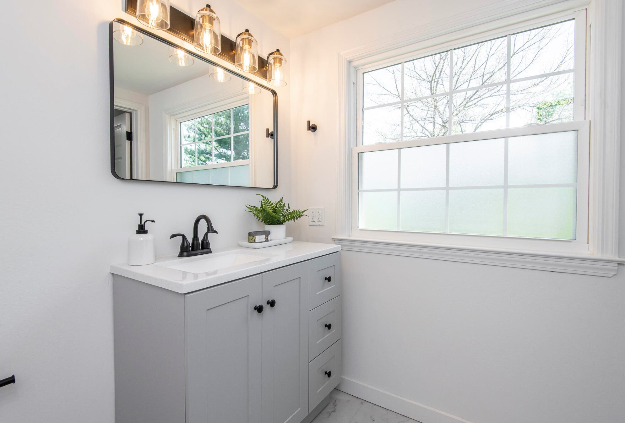 616 112, Milwaukee WI 53226-3700 exterior