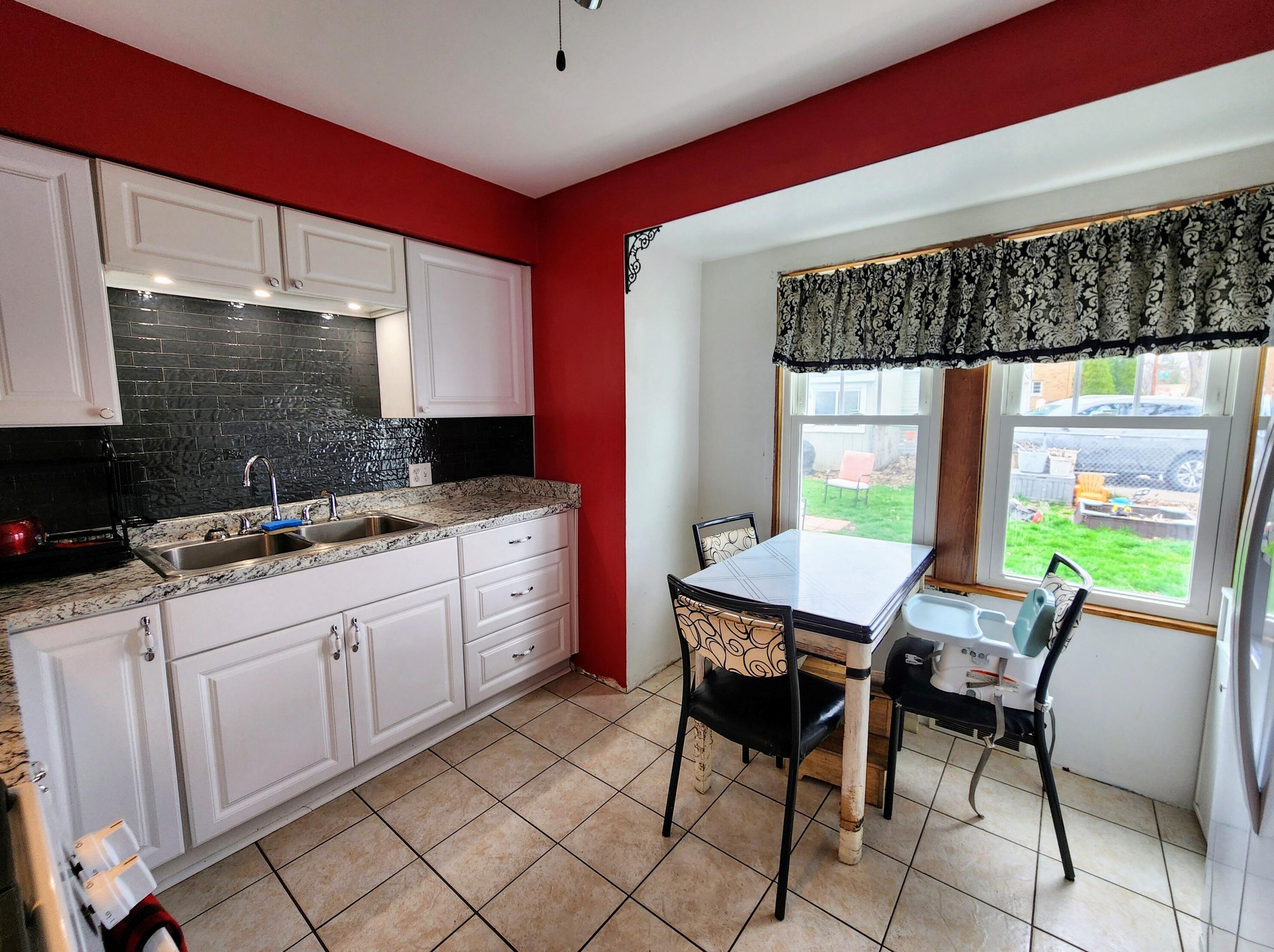 7102 40th Ave, Kenosha WI  53142-1735 exterior