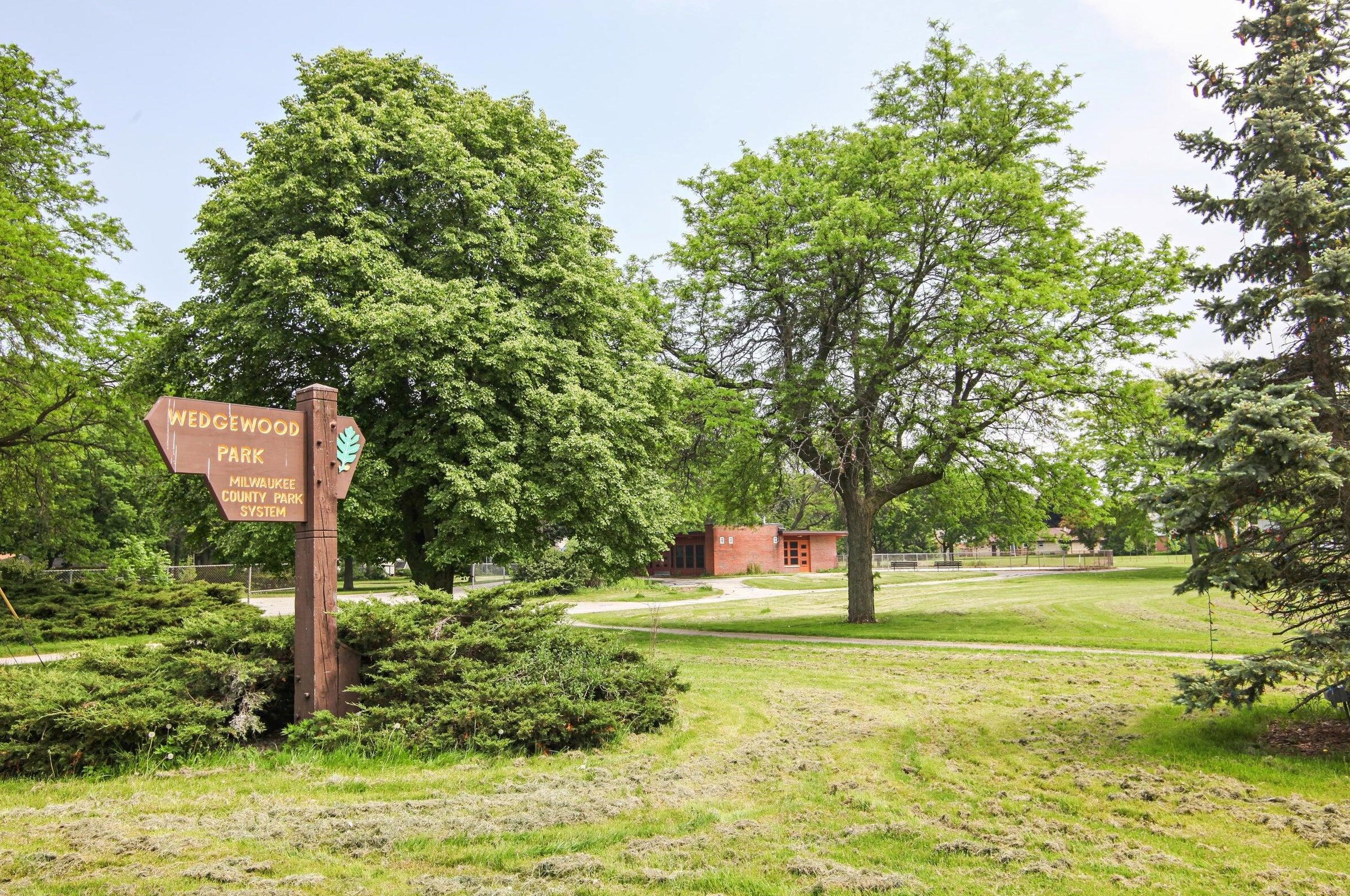 7200 Tripoli Ave, Milwaukee WI 53220-1716 exterior