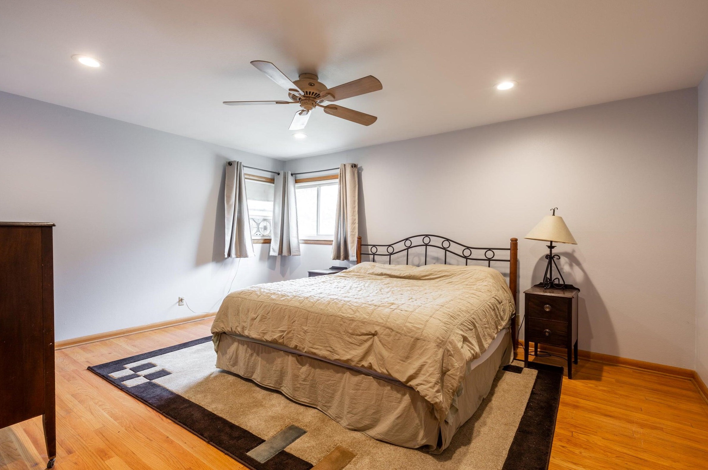 7200 Tripoli Ave, Milwaukee WI 53220-1716 exterior