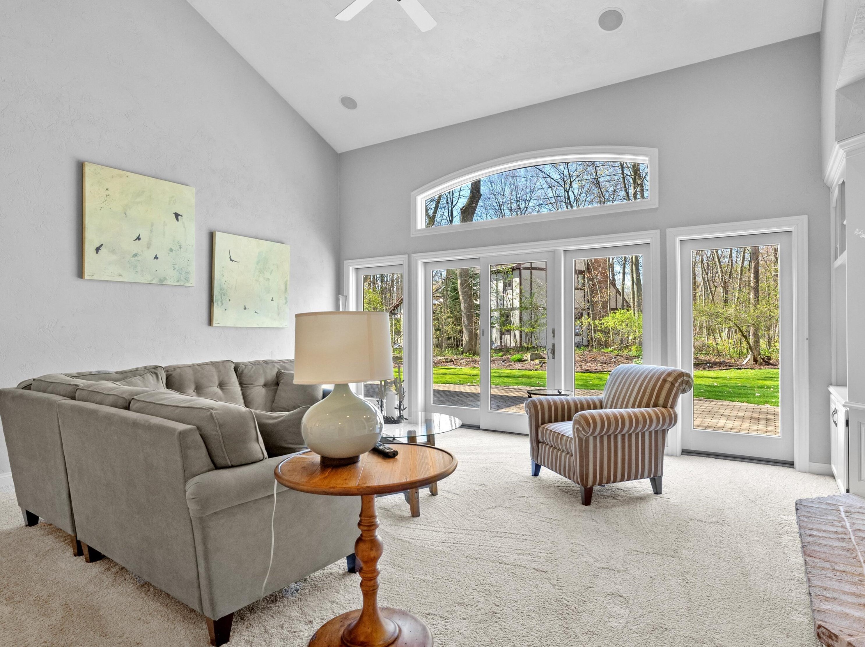 601 Woodridge Dr, Manitowoc WI 54220-9045 exterior