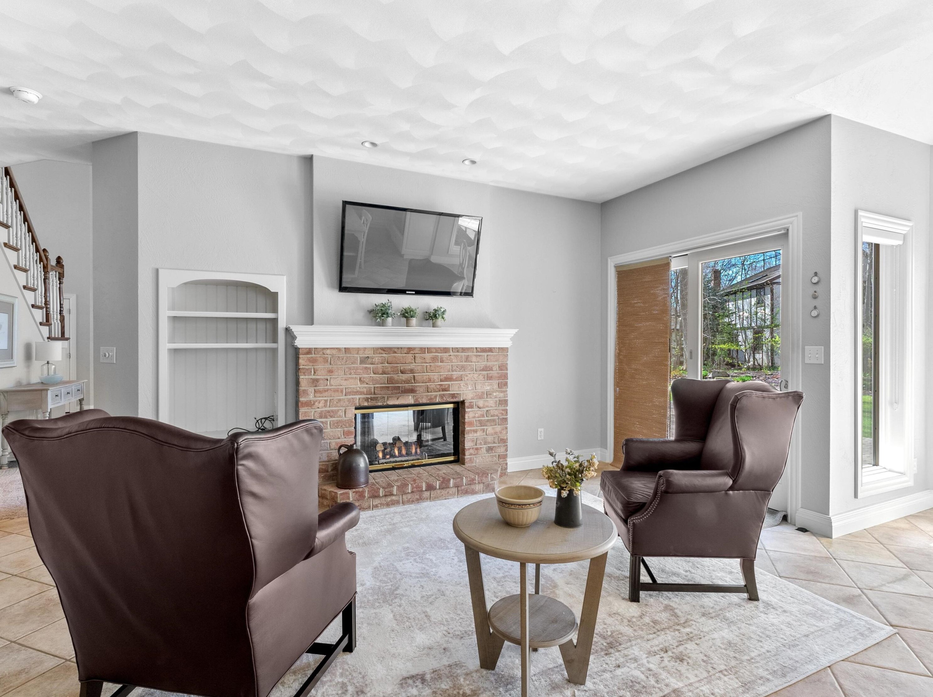 601 Woodridge Dr, Manitowoc WI 54220-9045 exterior