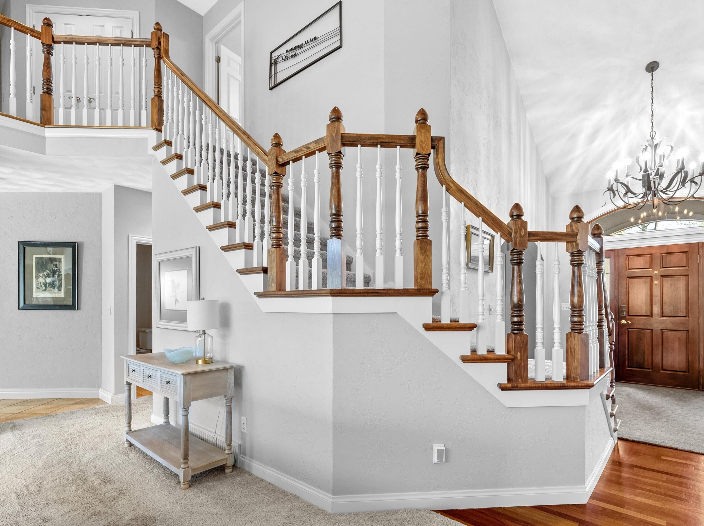 601 Woodridge Dr, Manitowoc WI 54220-9045 exterior