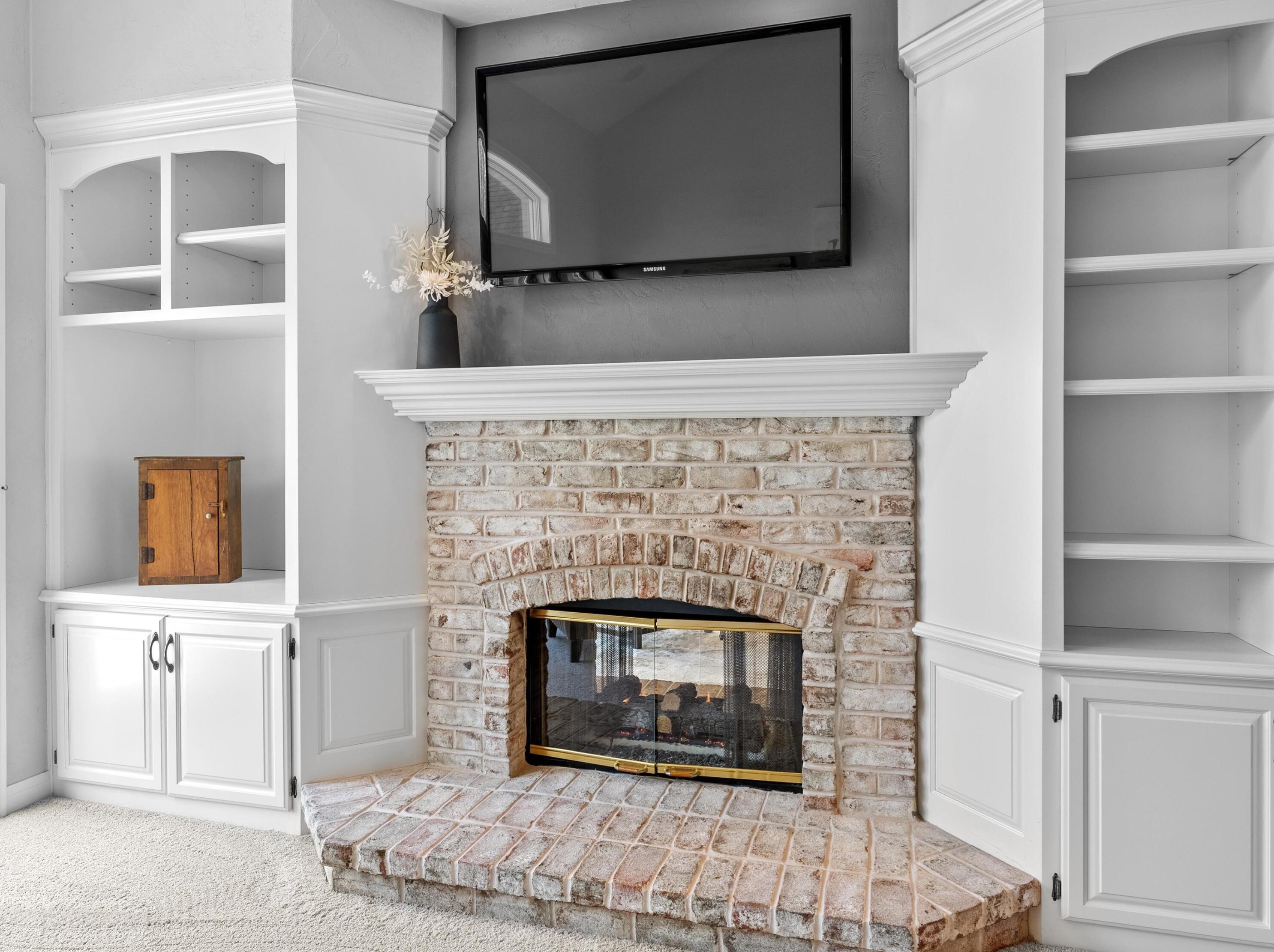 601 Woodridge Dr, Manitowoc WI 54220-9045 exterior