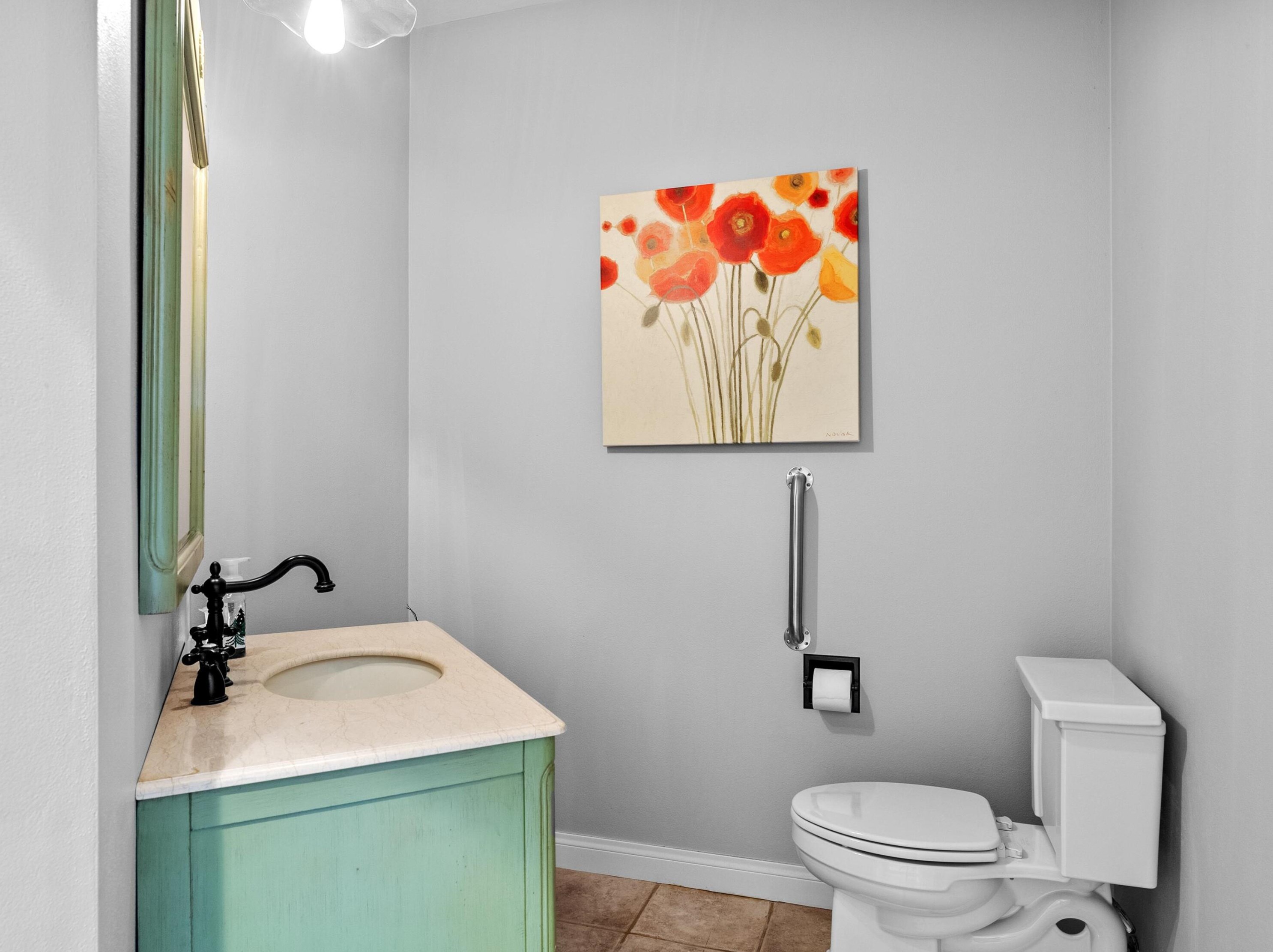 601 Woodridge Dr, Manitowoc WI 54220-9045 exterior