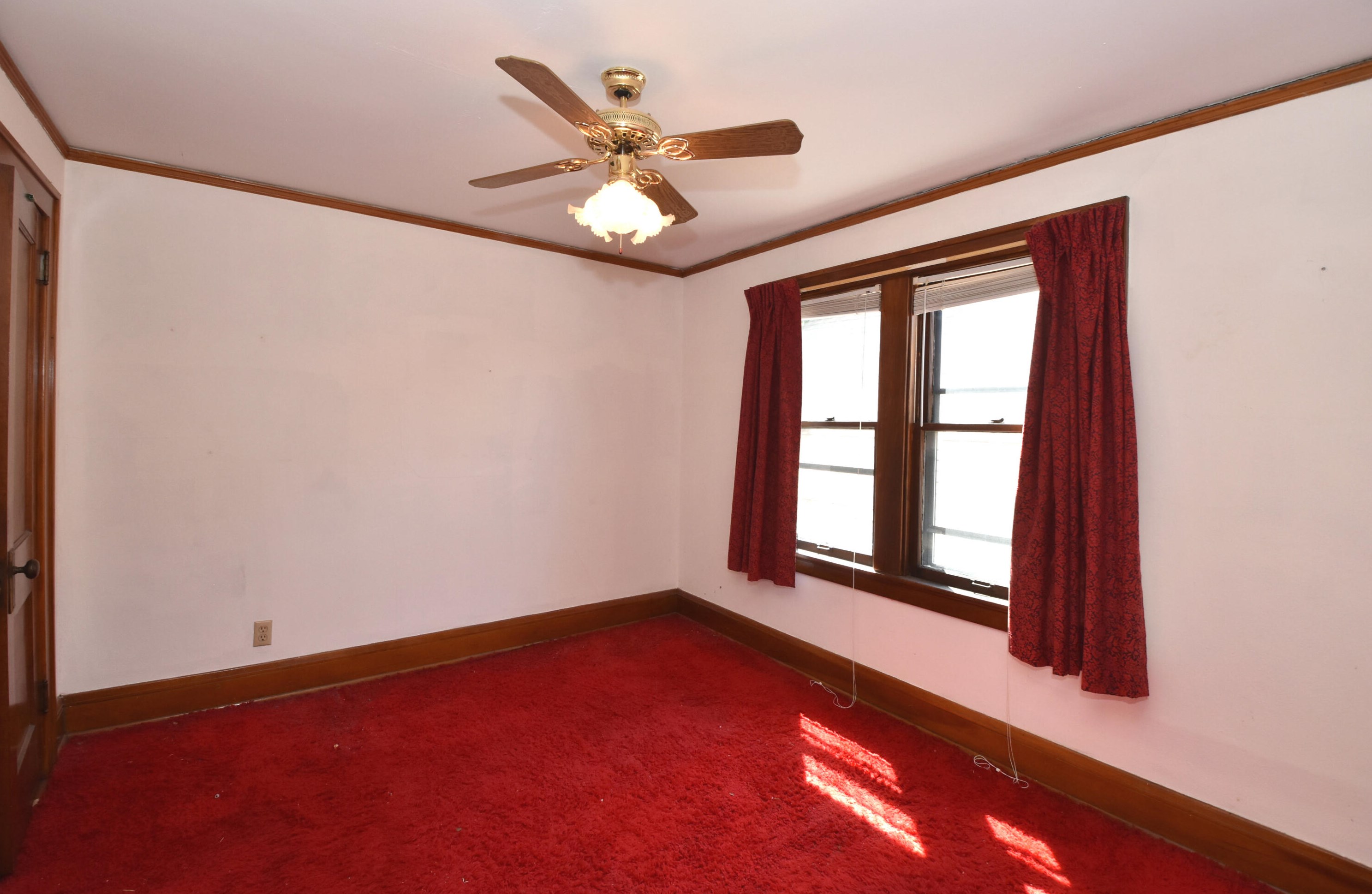 8428 Becher St, Milwaukee WI 53215-2558 exterior