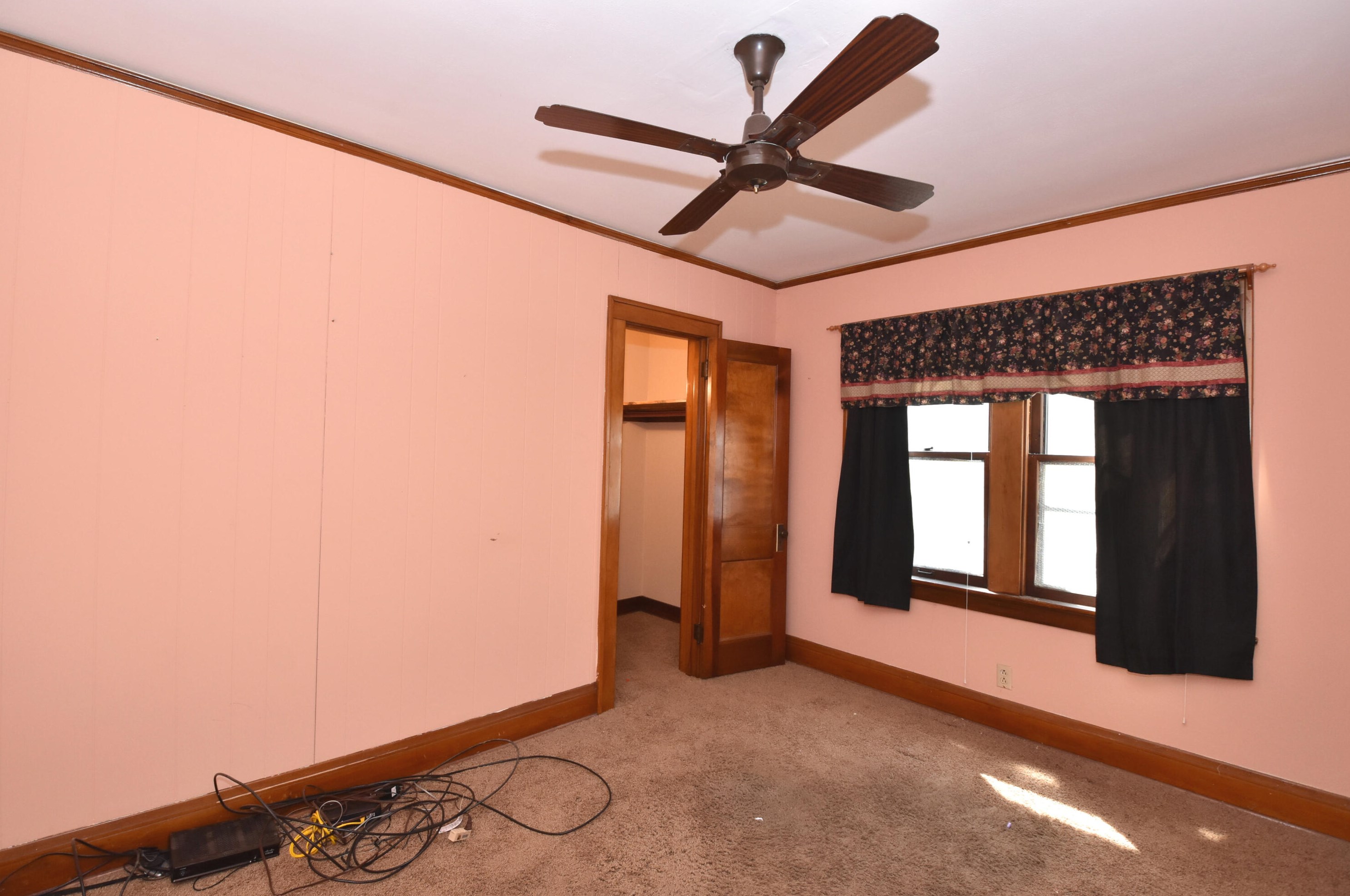 8428 Becher St, Milwaukee WI 53215-2558 exterior