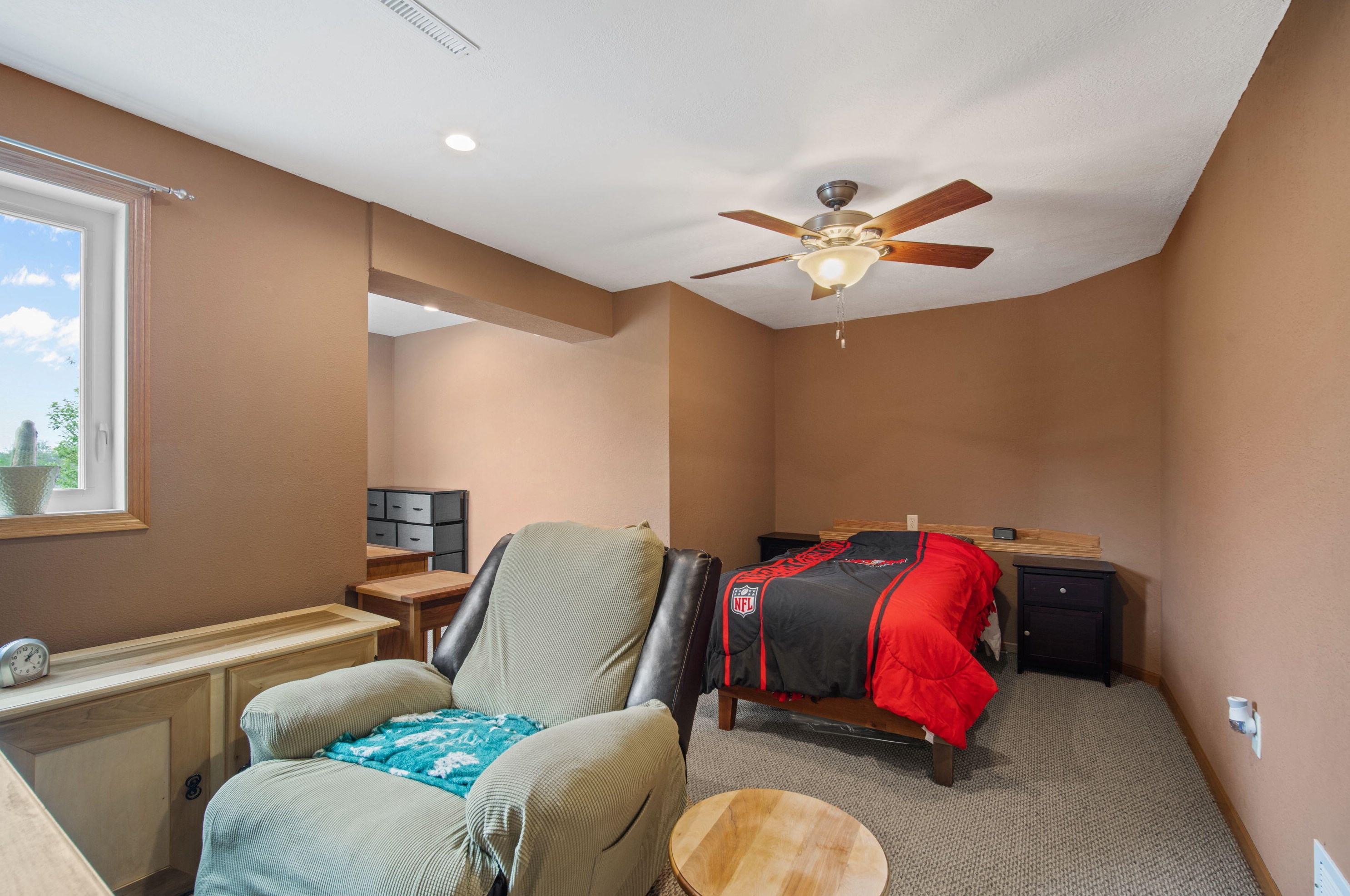 15714 Braun Rd, Sturtevant WI 53177-9433 exterior