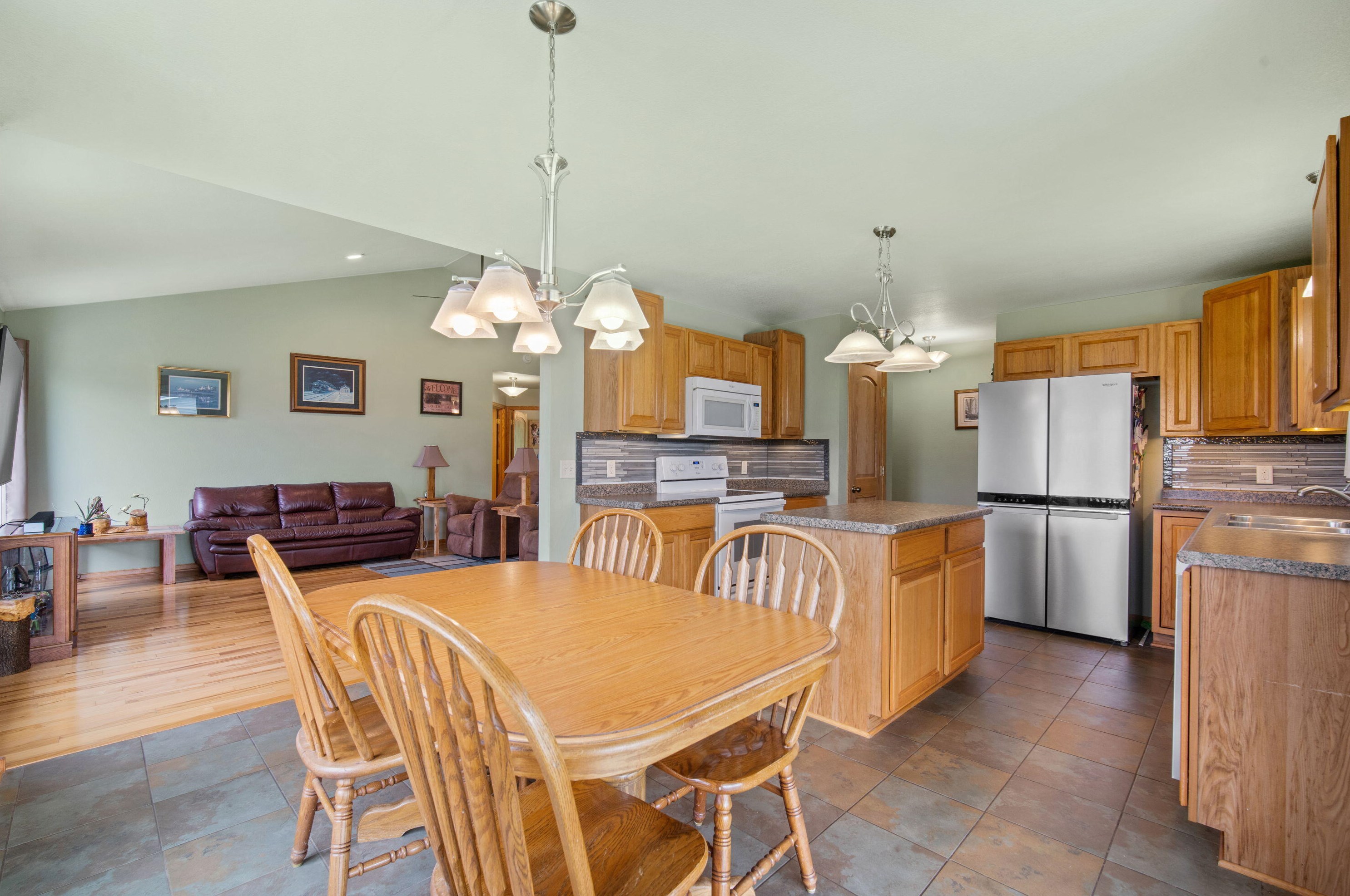15714 Braun Rd, Sturtevant WI 53177-9433 exterior