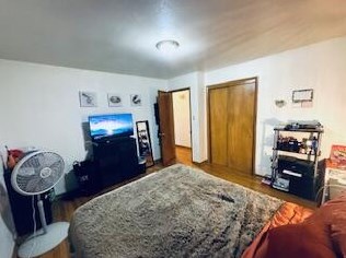 6825 Florist Ave, Milwaukee WI  53218-1807 exterior