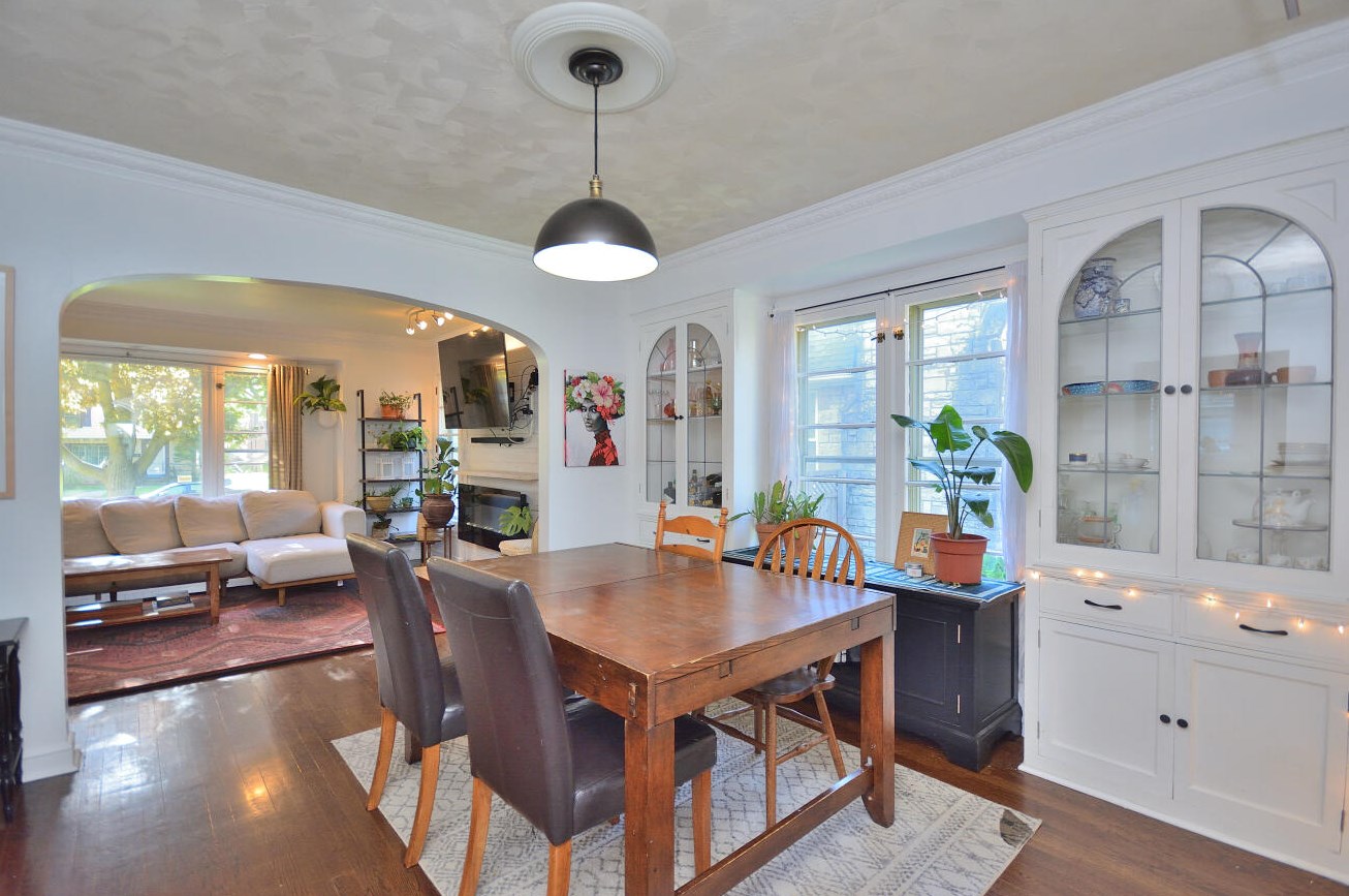 3743 54 Blvd, Milwaukee WI 53216-2835 exterior