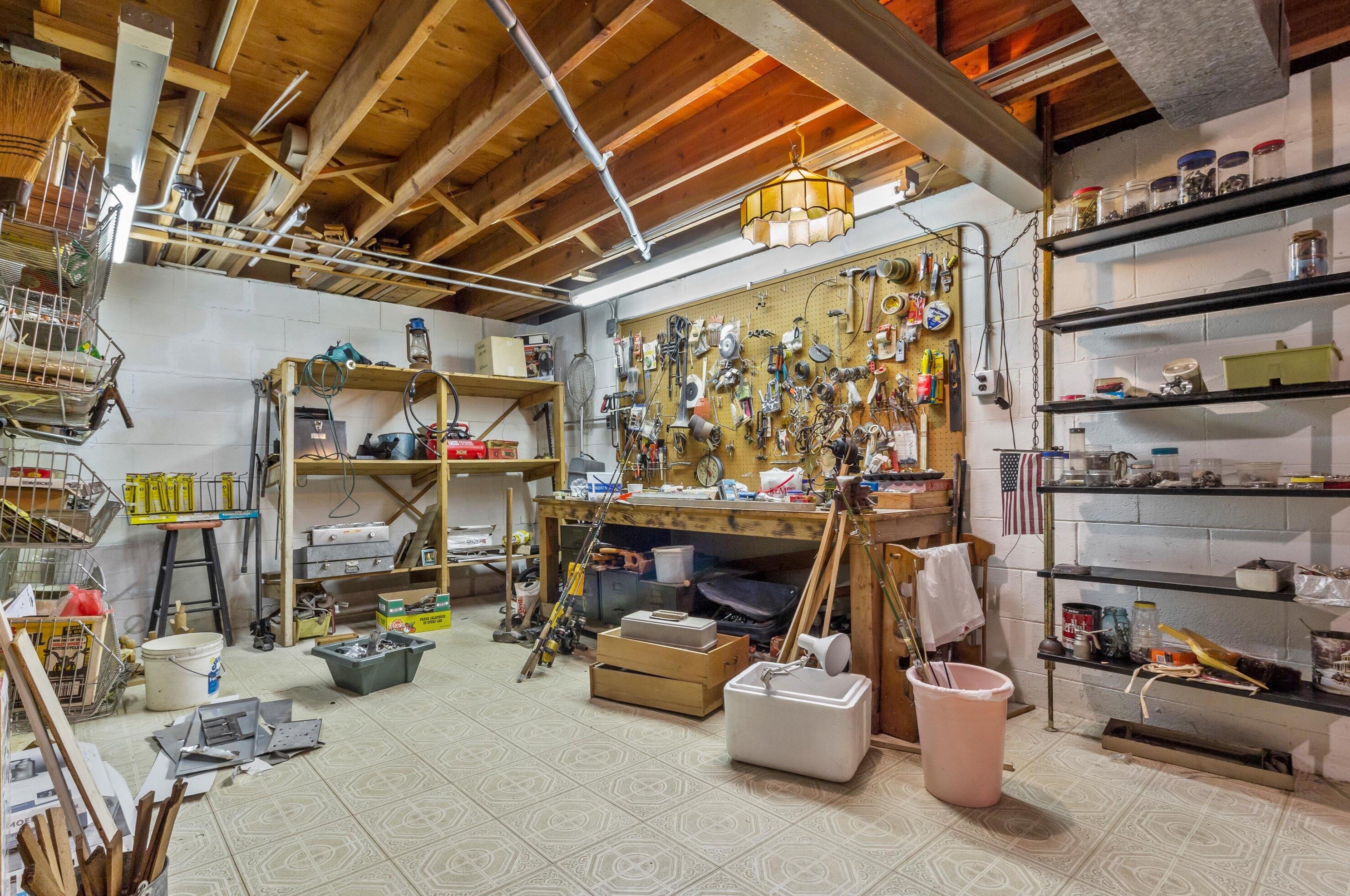 4602 83 St, Kenosha WI 53142-2015 exterior