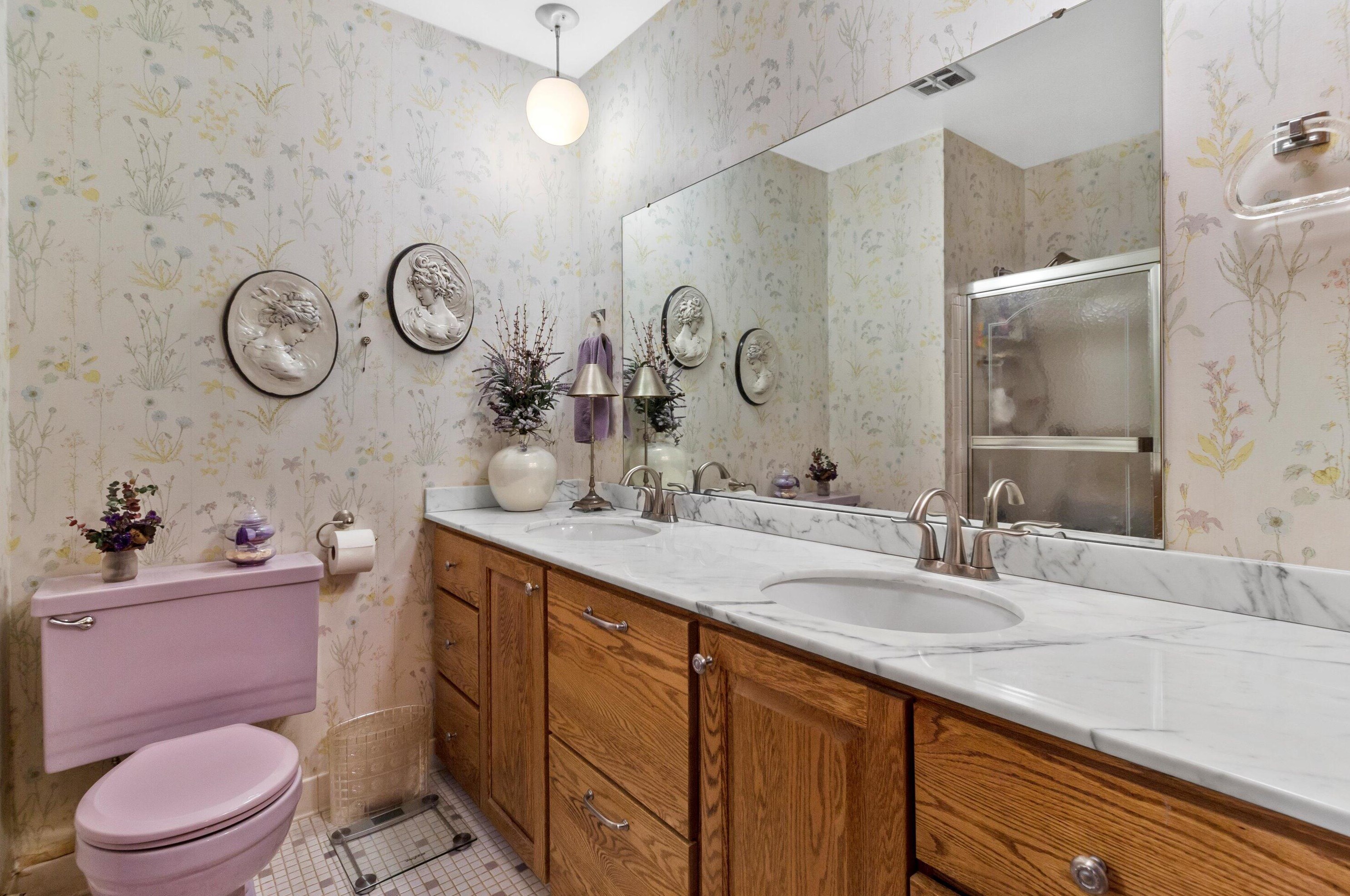 4602 83 St, Kenosha WI 53142-2015 exterior