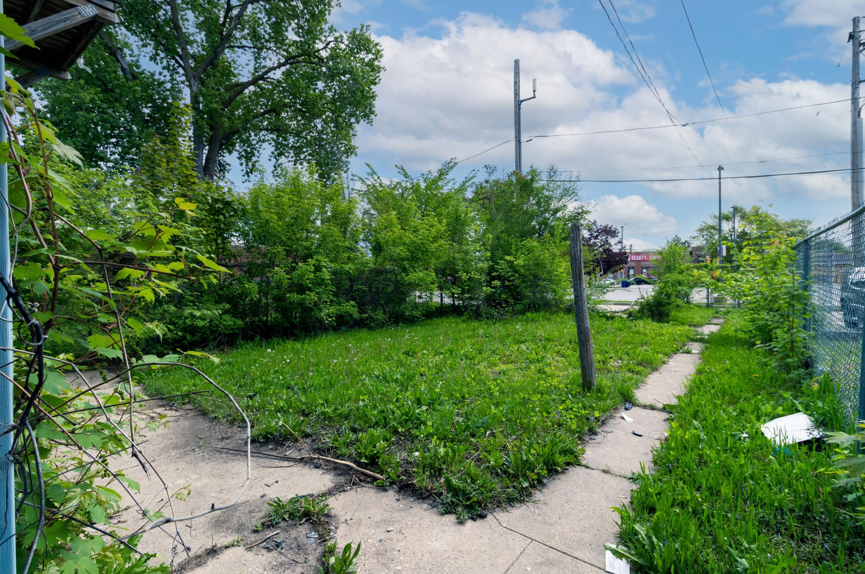 2648 28th St, Milwaukee WI  53215-2903 exterior