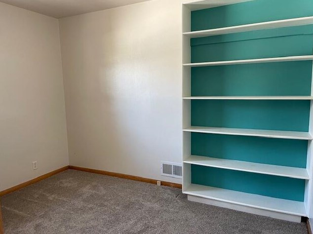 7827 32 Ave, Kenosha WI 53142-4621 exterior