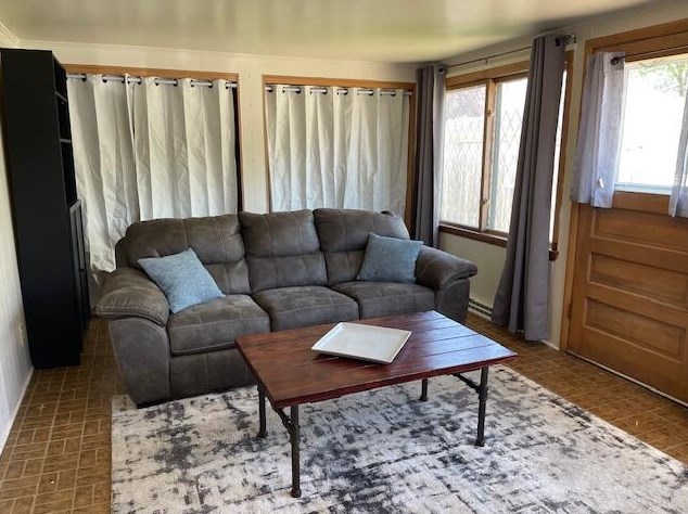 7827 32 Ave, Kenosha WI 53142-4621 exterior