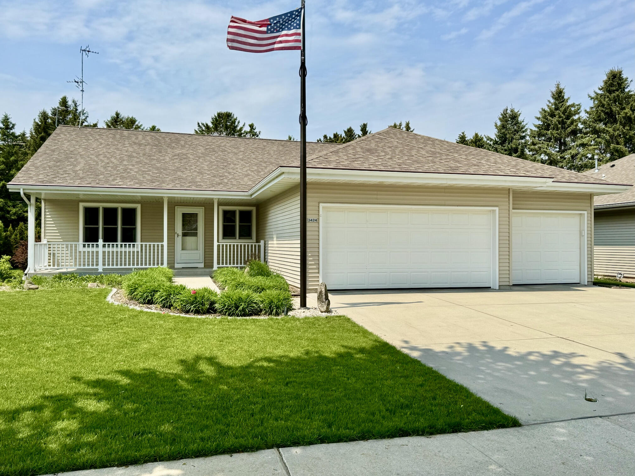 3424 S 17th St, Sheboygan, WI 53081 MLS 1875299 Coldwell Banker