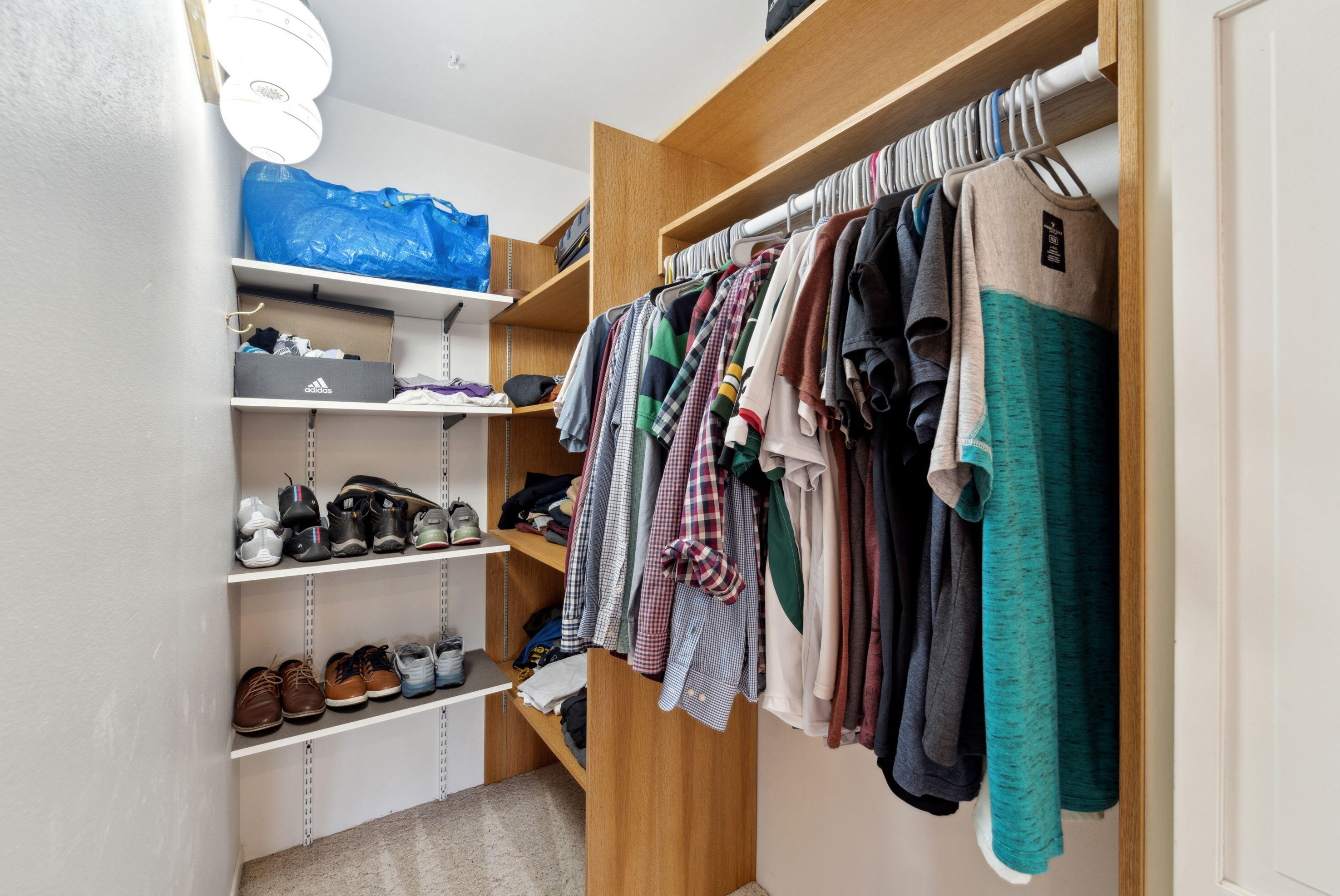 4014 73rd St, Milwaukee WI  53220-2312 exterior