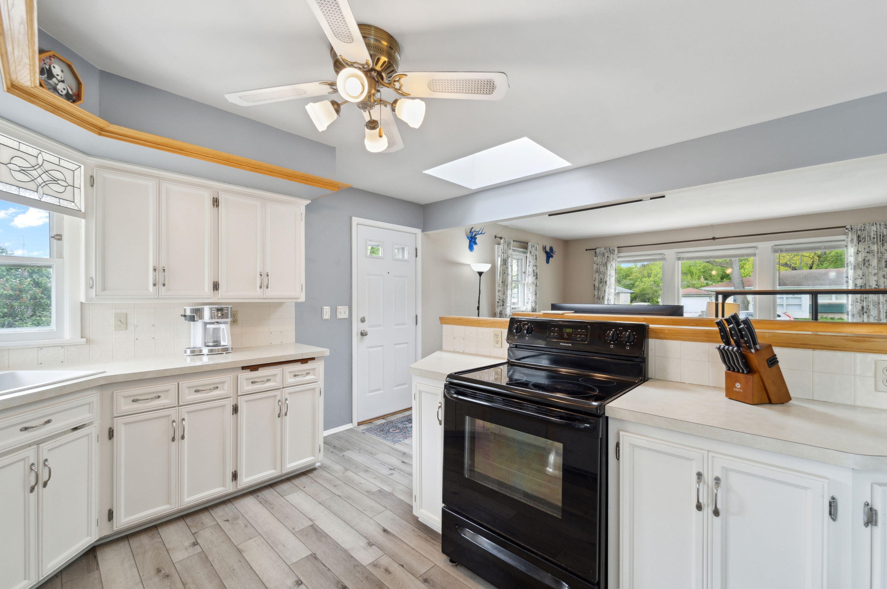 4014 73rd St, Milwaukee WI  53220-2312 exterior