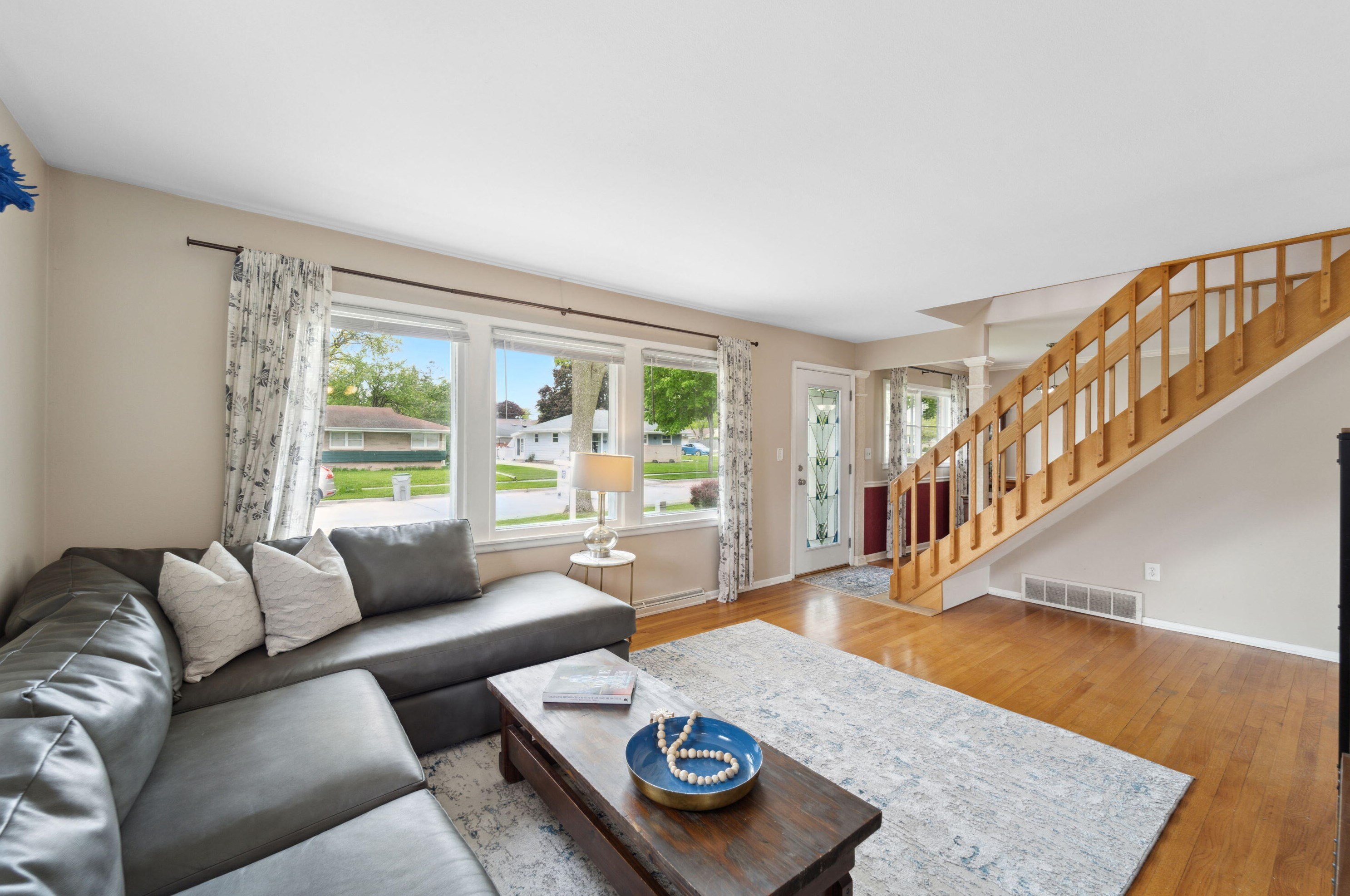 4014 73rd St, Milwaukee WI  53220-2312 exterior