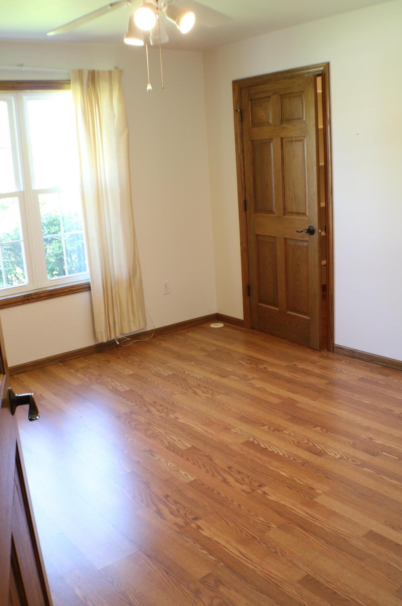 4801 Veranda Ct, Manitowoc WI 54220-8318 exterior