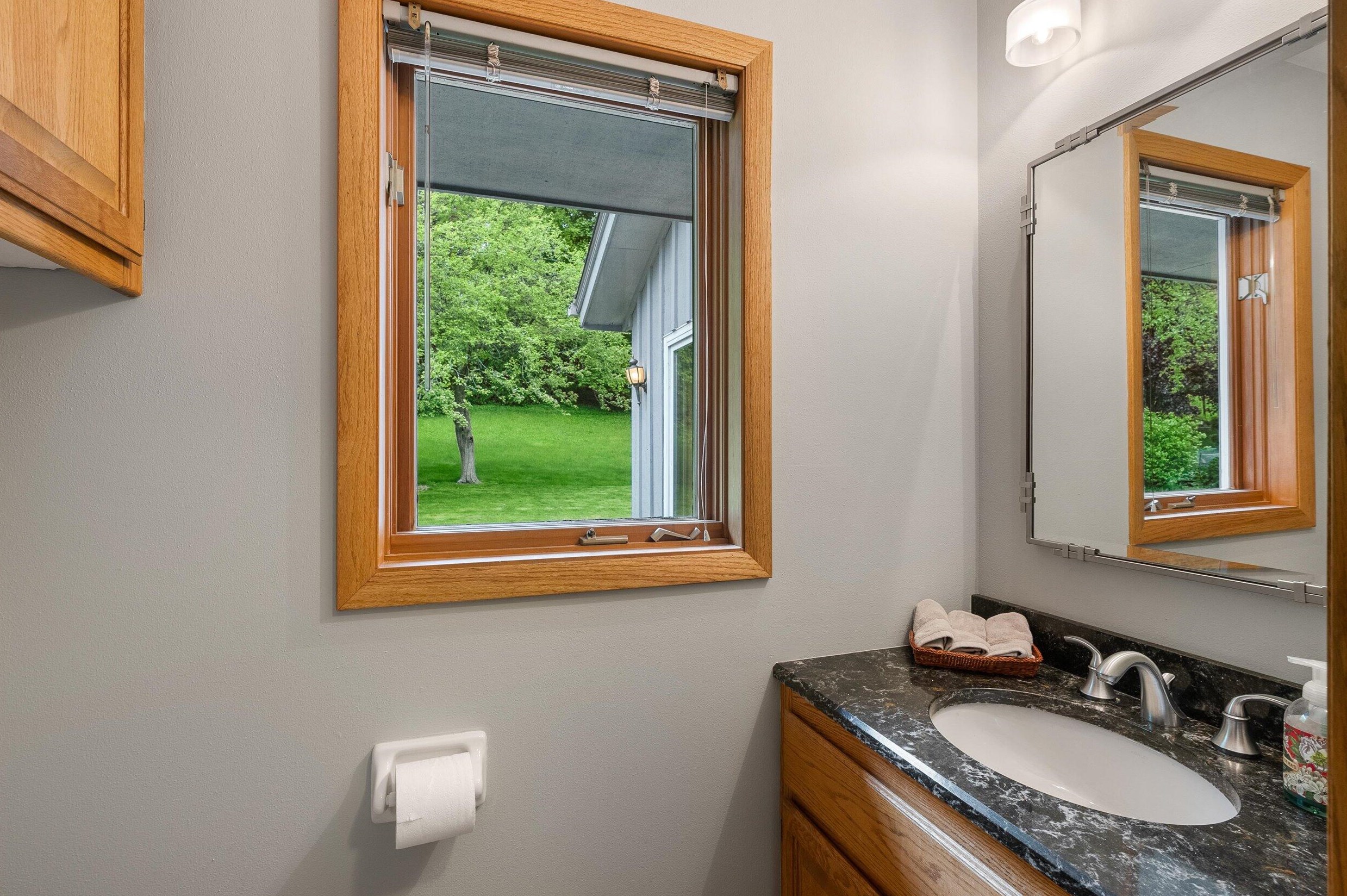 7255 Redwood Rd, Milwaukee WI 53209-2164 exterior