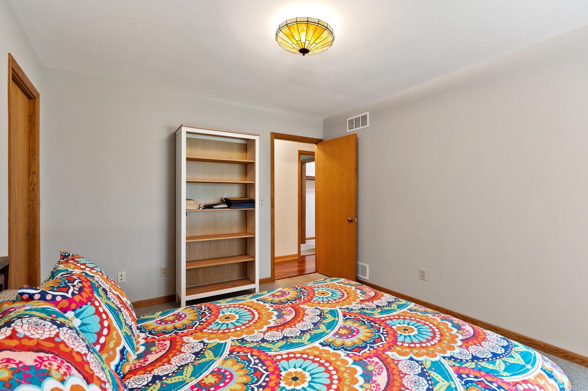 7255 Redwood Rd, Milwaukee WI 53209-2164 exterior