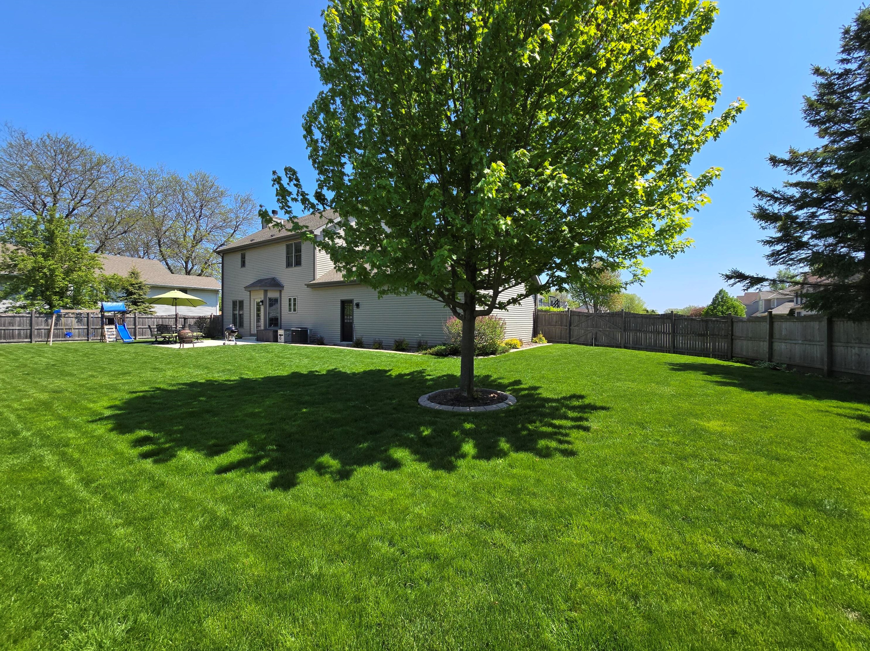 5246 Gallant Fox Ln, Racine WI  53402-2148 exterior