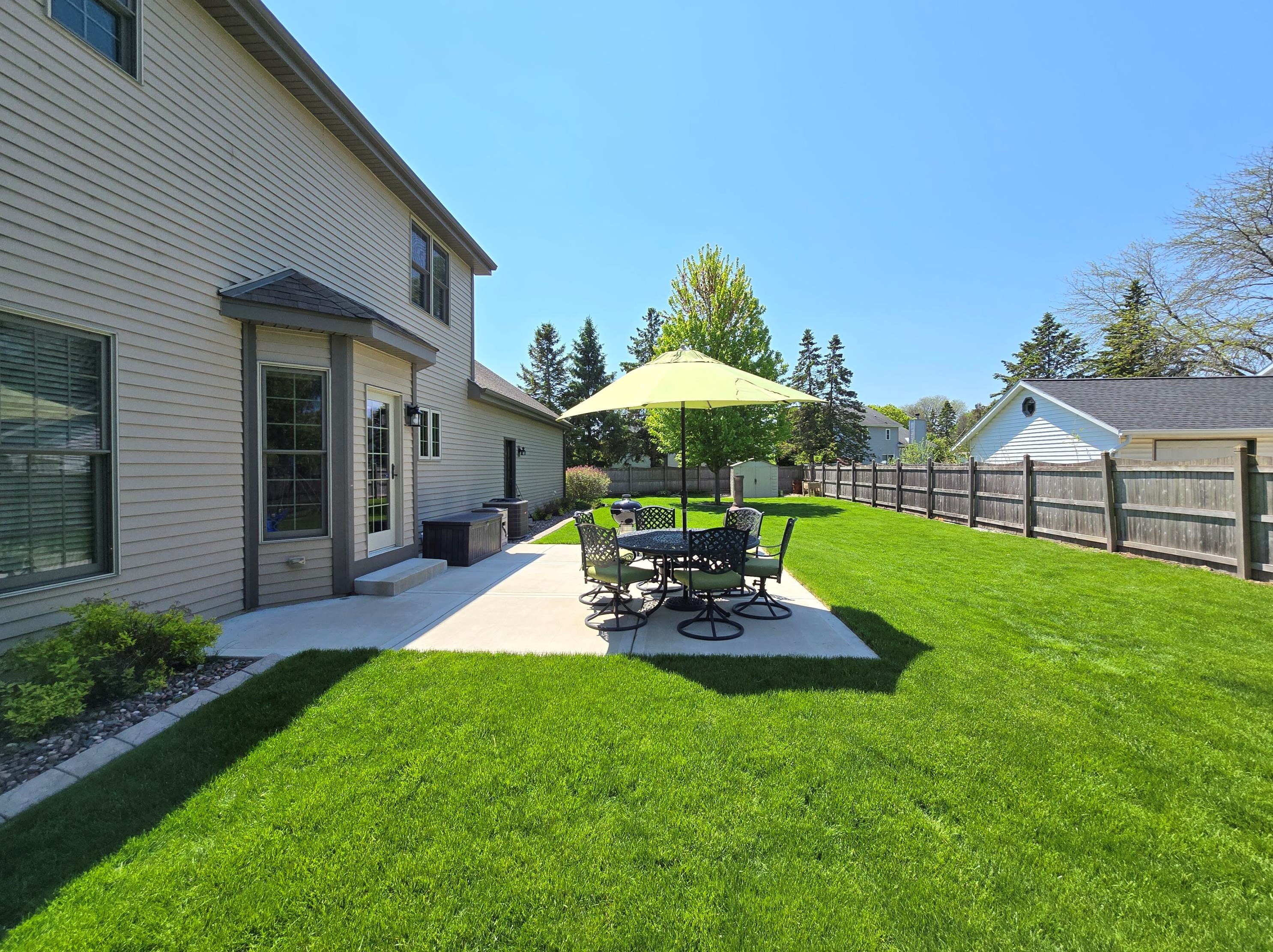 5246 Gallant Fox Ln, Racine WI  53402-2148 exterior