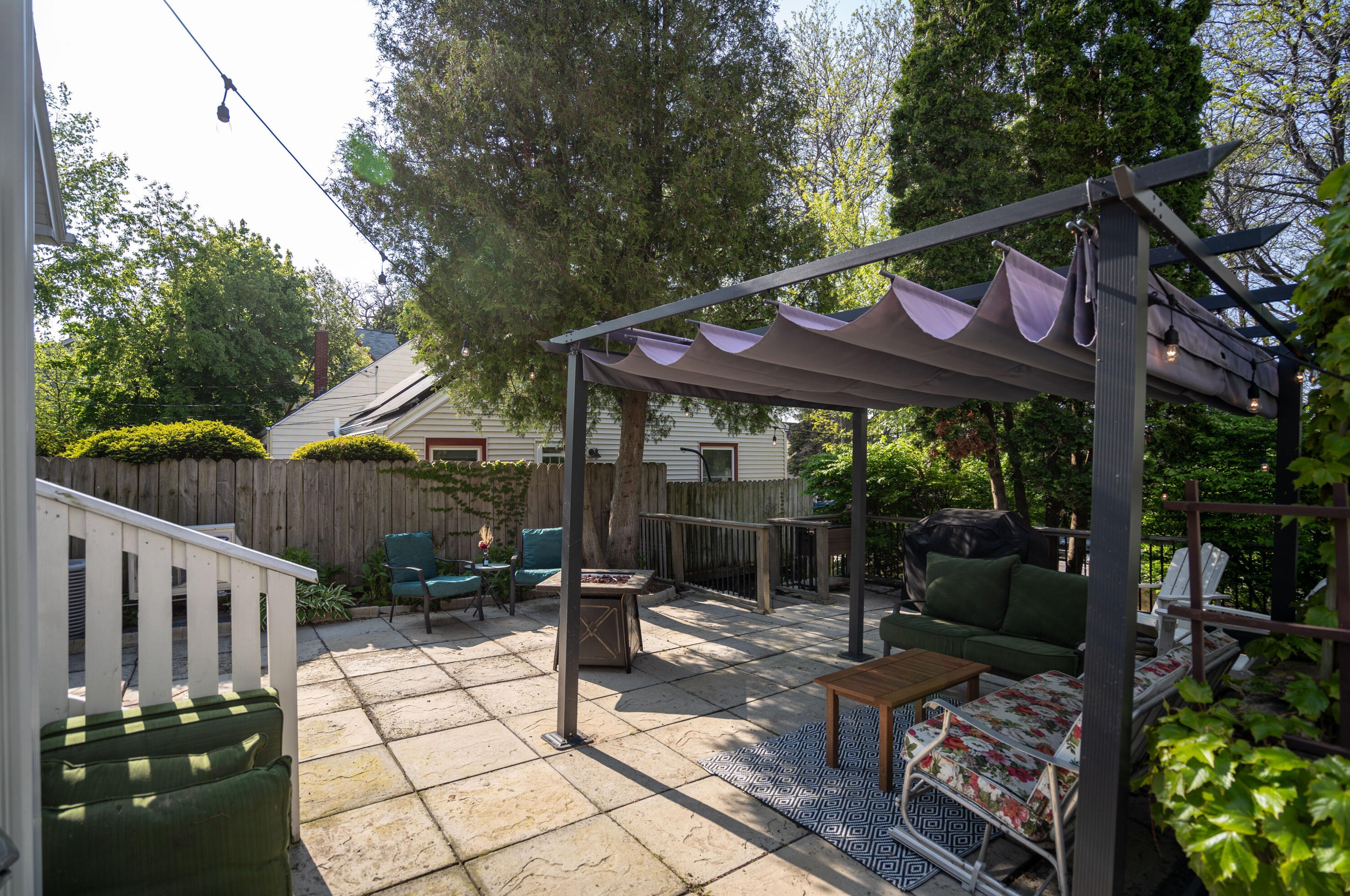 2348 Euclid Ave, Milwaukee WI 53207-2903 exterior