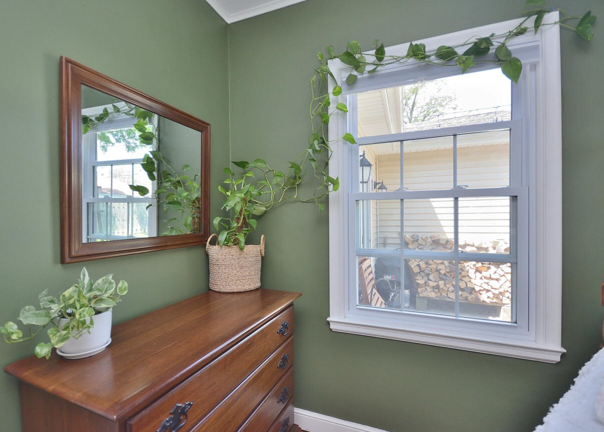 8104 Hadley St, Milwaukee WI 53212-2543 exterior