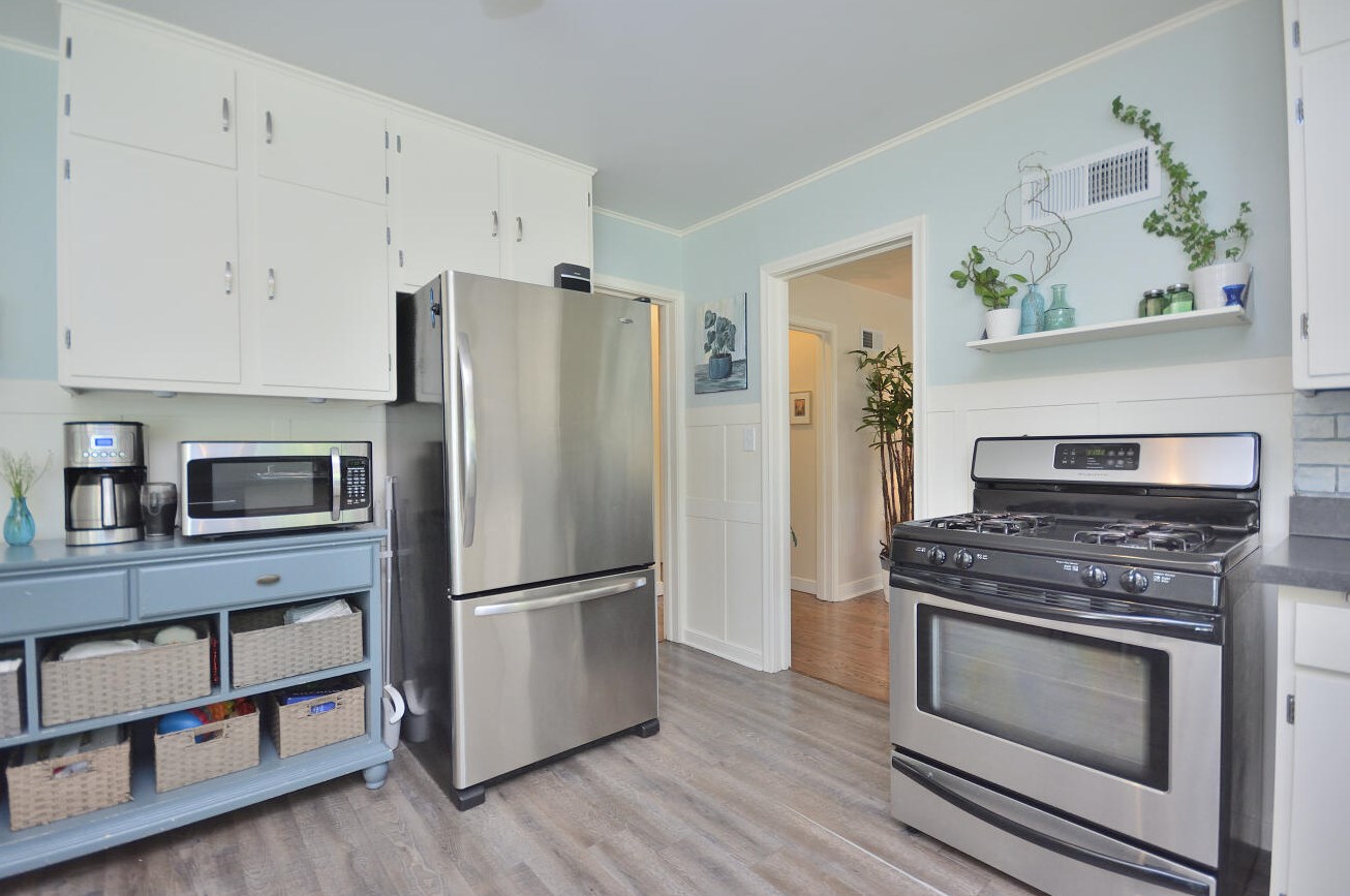 8104 Hadley St, Milwaukee WI 53212-2543 exterior