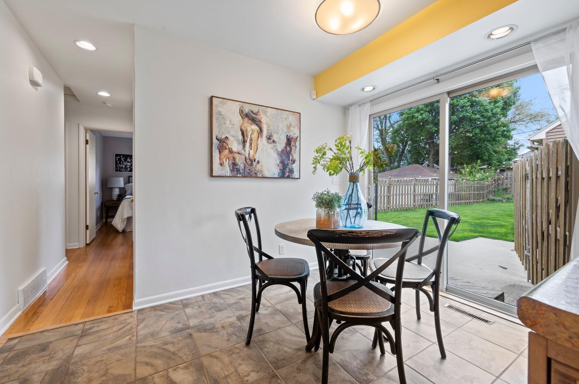 3160 67 Ct, Milwaukee WI 53220-4552 exterior