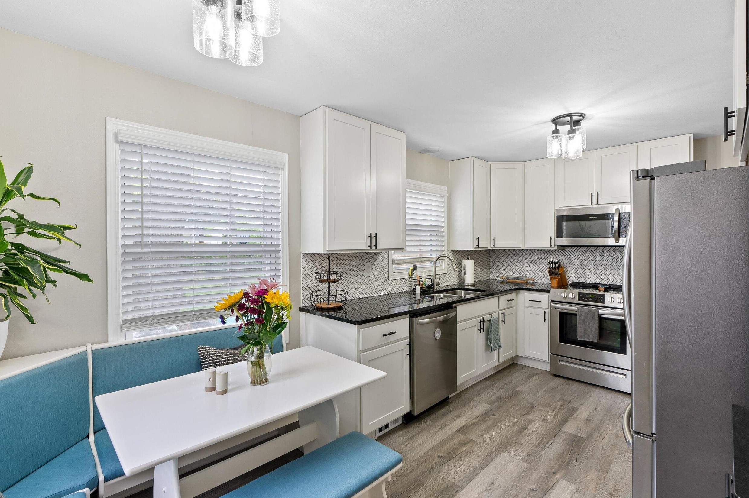 503 112, Milwaukee WI 53226-4132 exterior