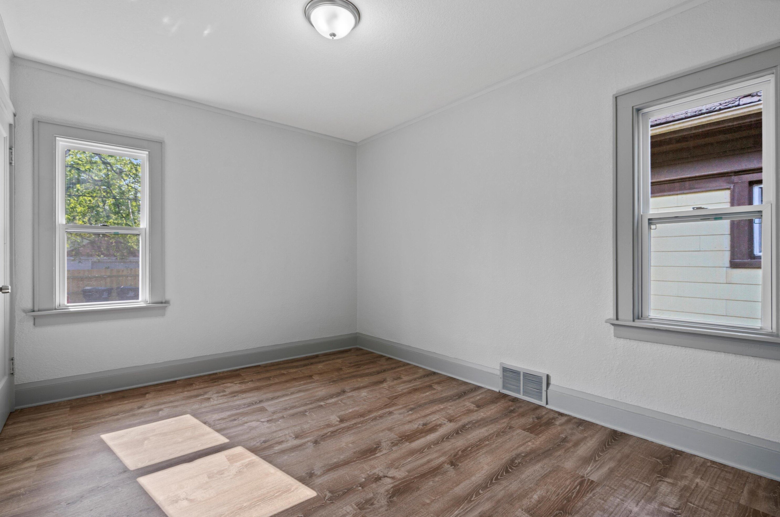 3961 27, Milwaukee WI 53208-1502 exterior