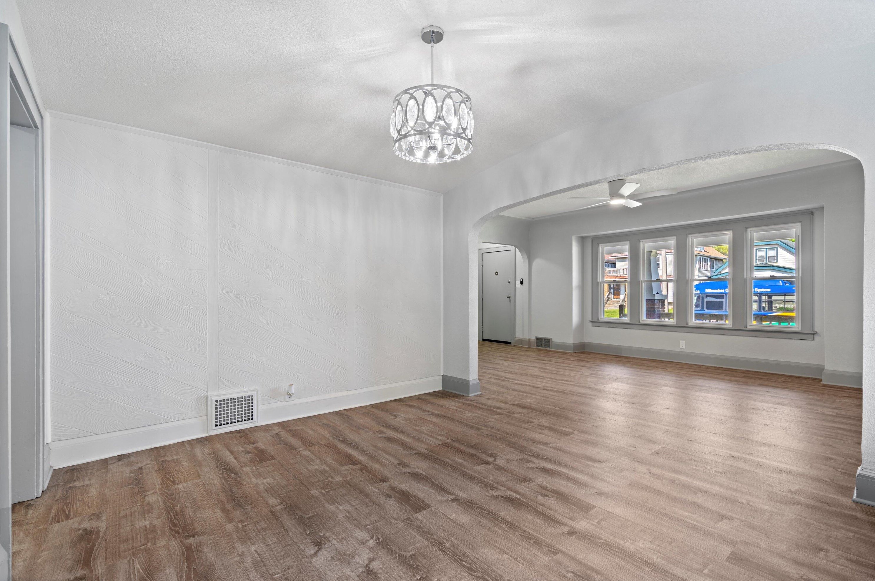 3961 27, Milwaukee WI 53208-1502 exterior