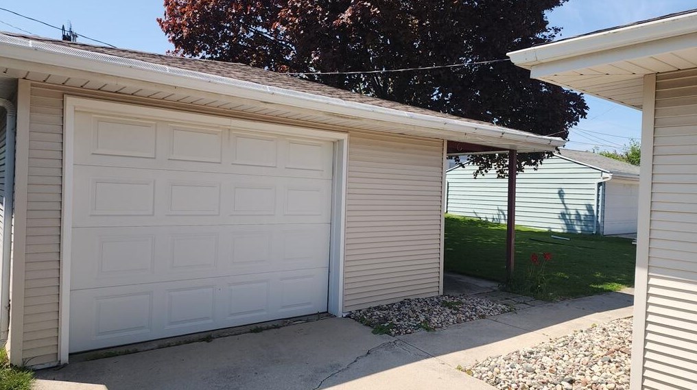 2902 22nd St, Sheboygan WI  53081-6514 exterior
