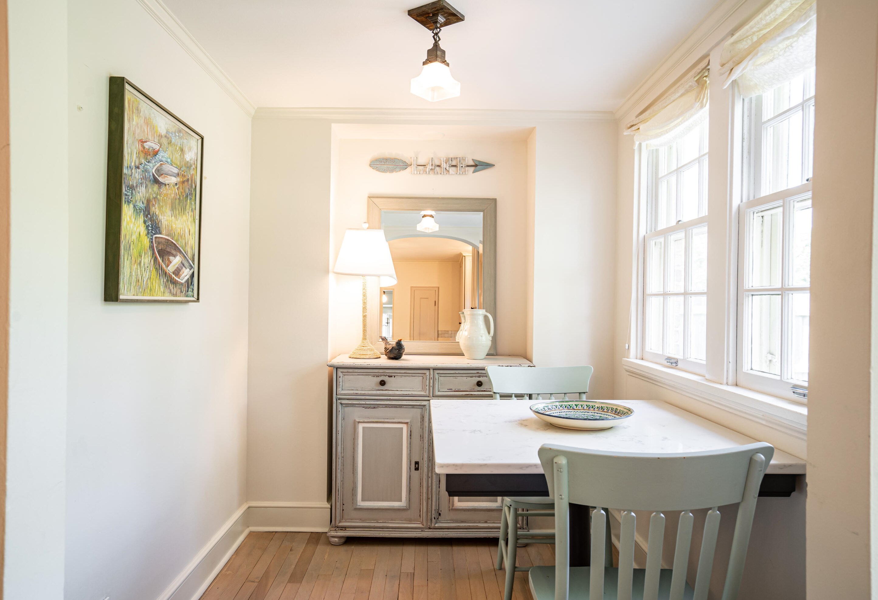 5968 Shoreland Ave, Milwaukee WI 53217-4661 exterior