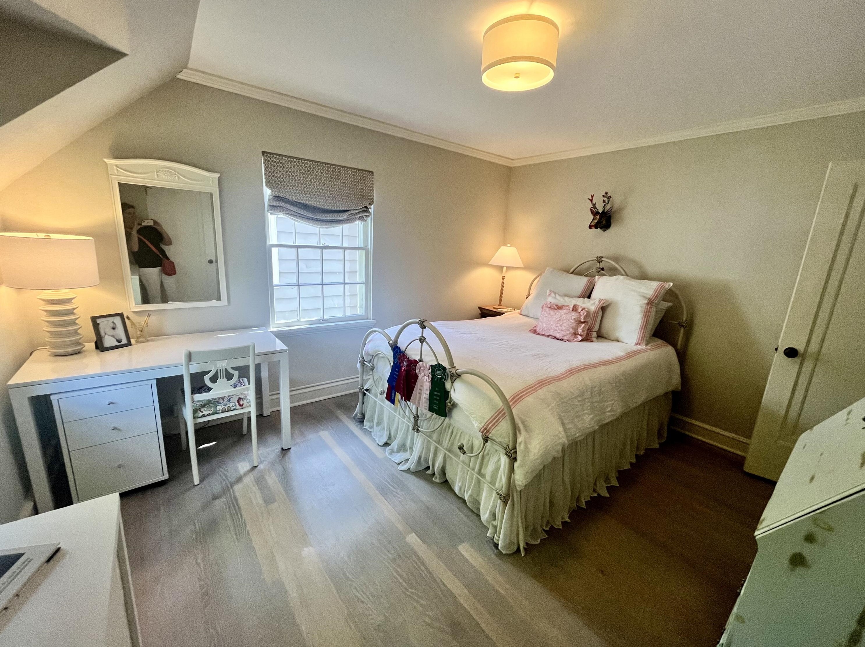 5968 Shoreland Ave, Milwaukee WI 53217-4661 exterior