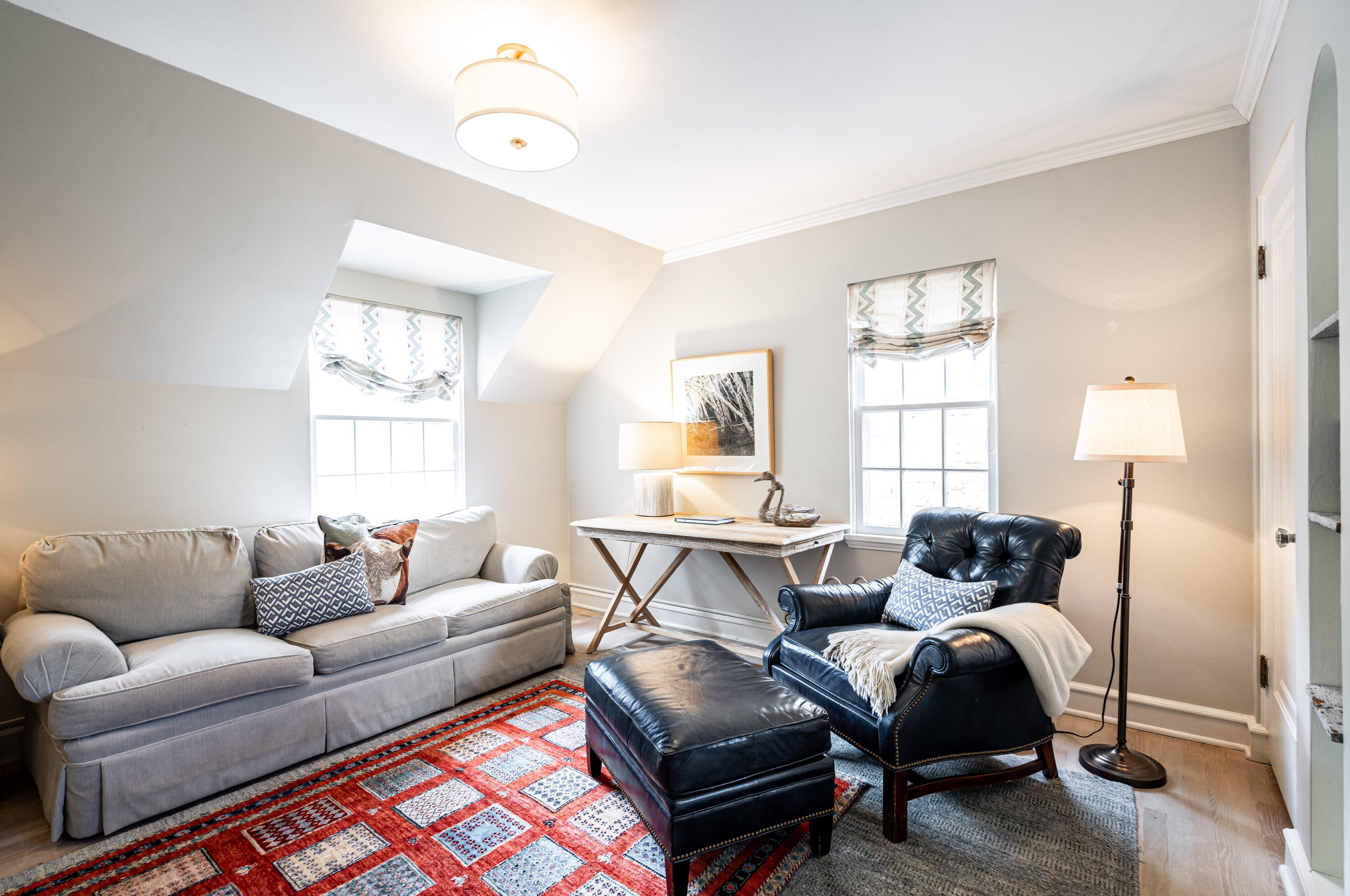 5968 Shoreland Ave, Milwaukee WI 53217-4661 exterior