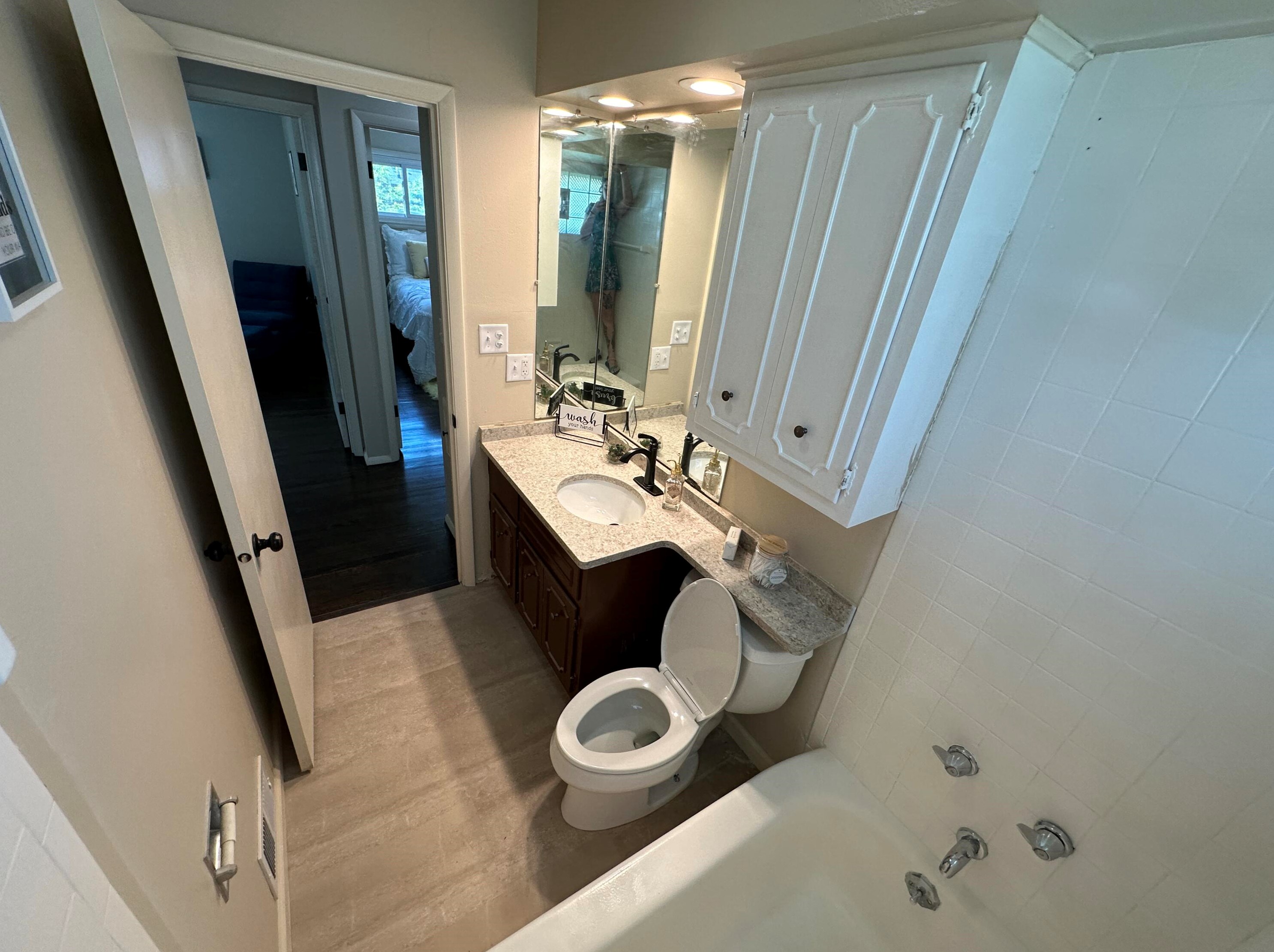 7861 Palmetto Ave, Milwaukee WI 53218-3748 exterior