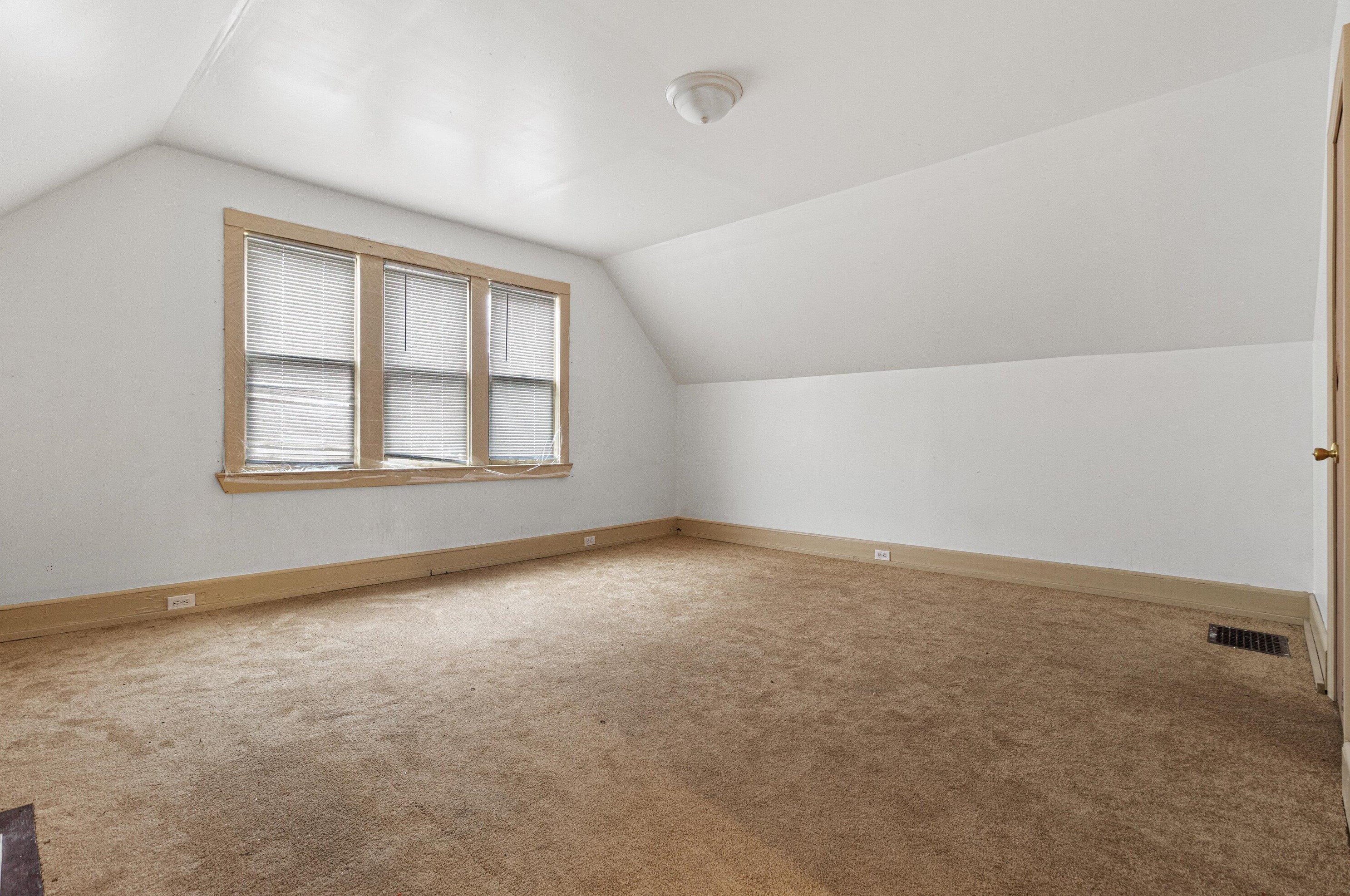 2622 20th St, Milwaukee WI 53215-3015 exterior