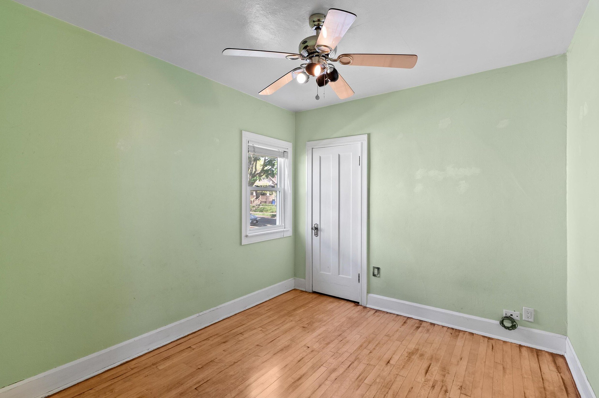 2209 Vollmer Ave, Milwaukee WI 53207-3148 exterior