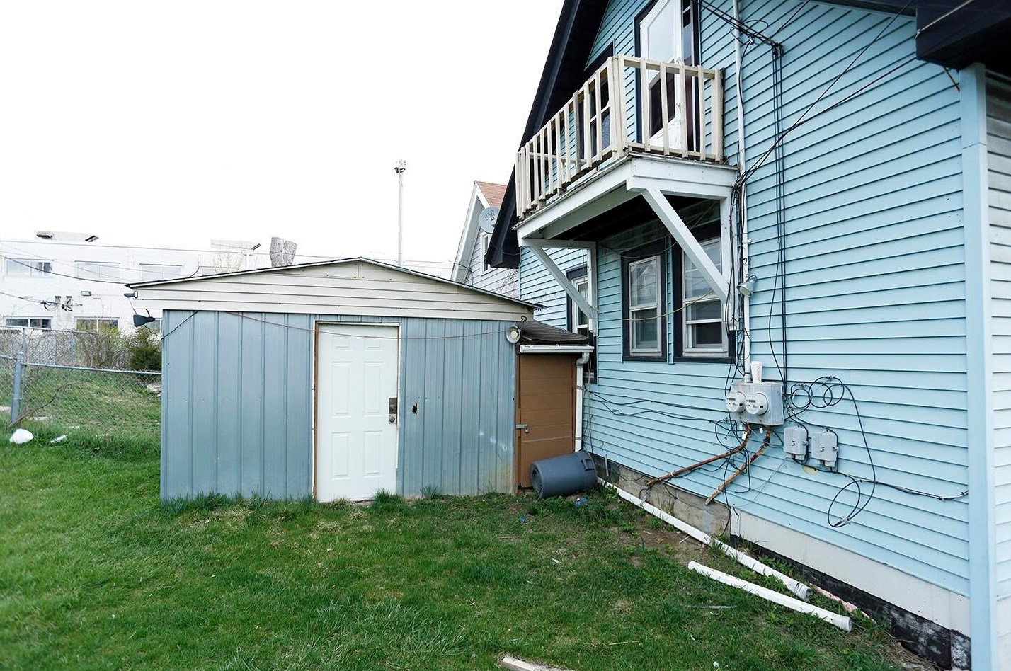 3919 7th St, Milwaukee WI  53212-1102 exterior