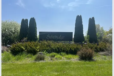 Lt4  Ridgeway Ct #Blk8, Manitowoc, WI 54220 - Photo 3