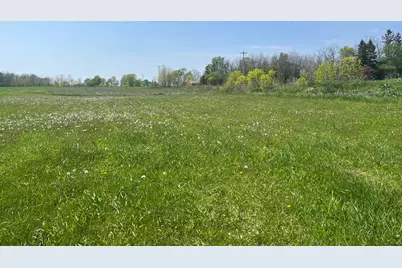 Lt4  Ridgeway Ct #Blk8, Manitowoc, WI 54220 - Photo 7